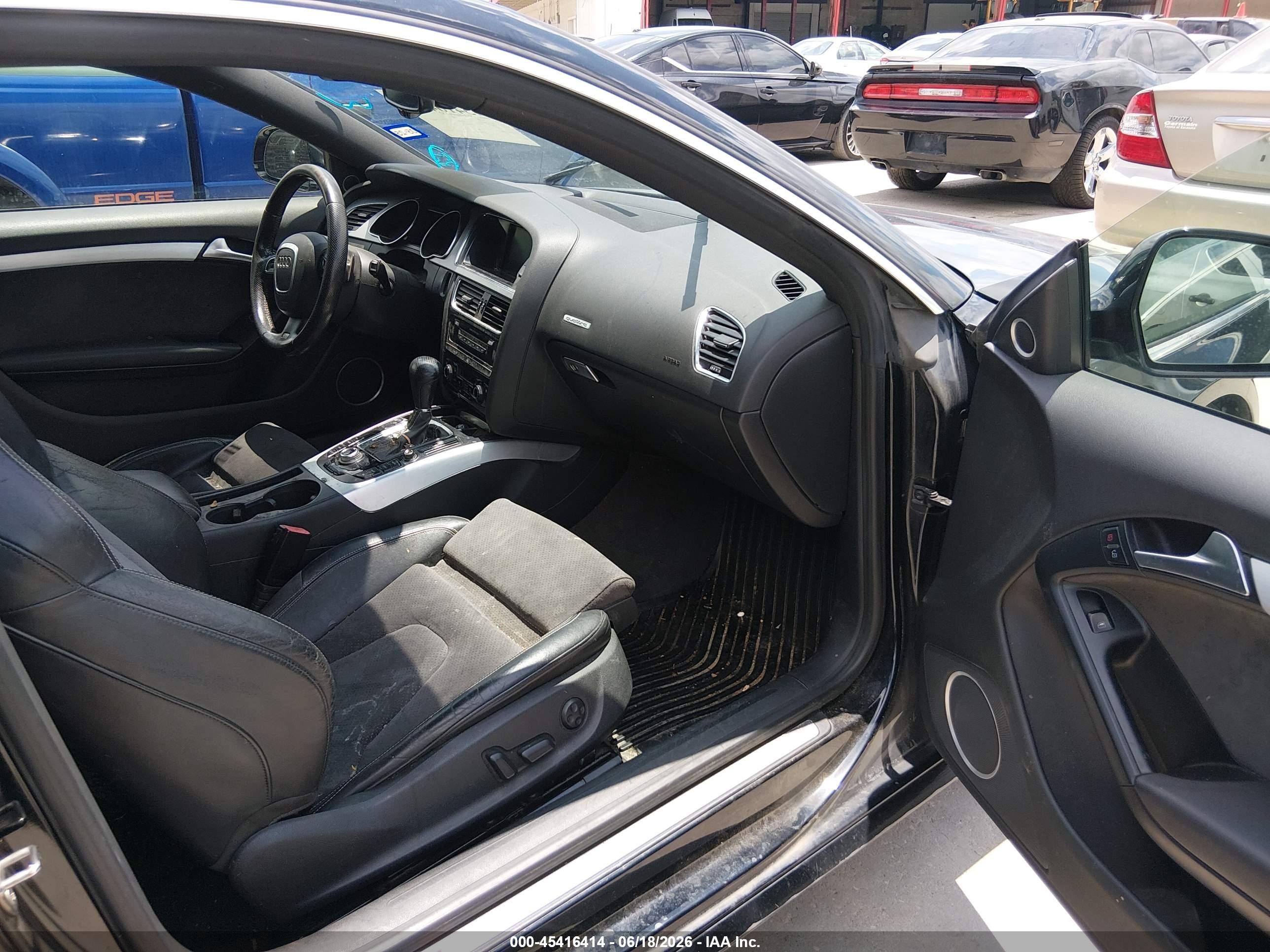 2009 Audi A5 3.2l Black vin: WAUDK78T29A024162
