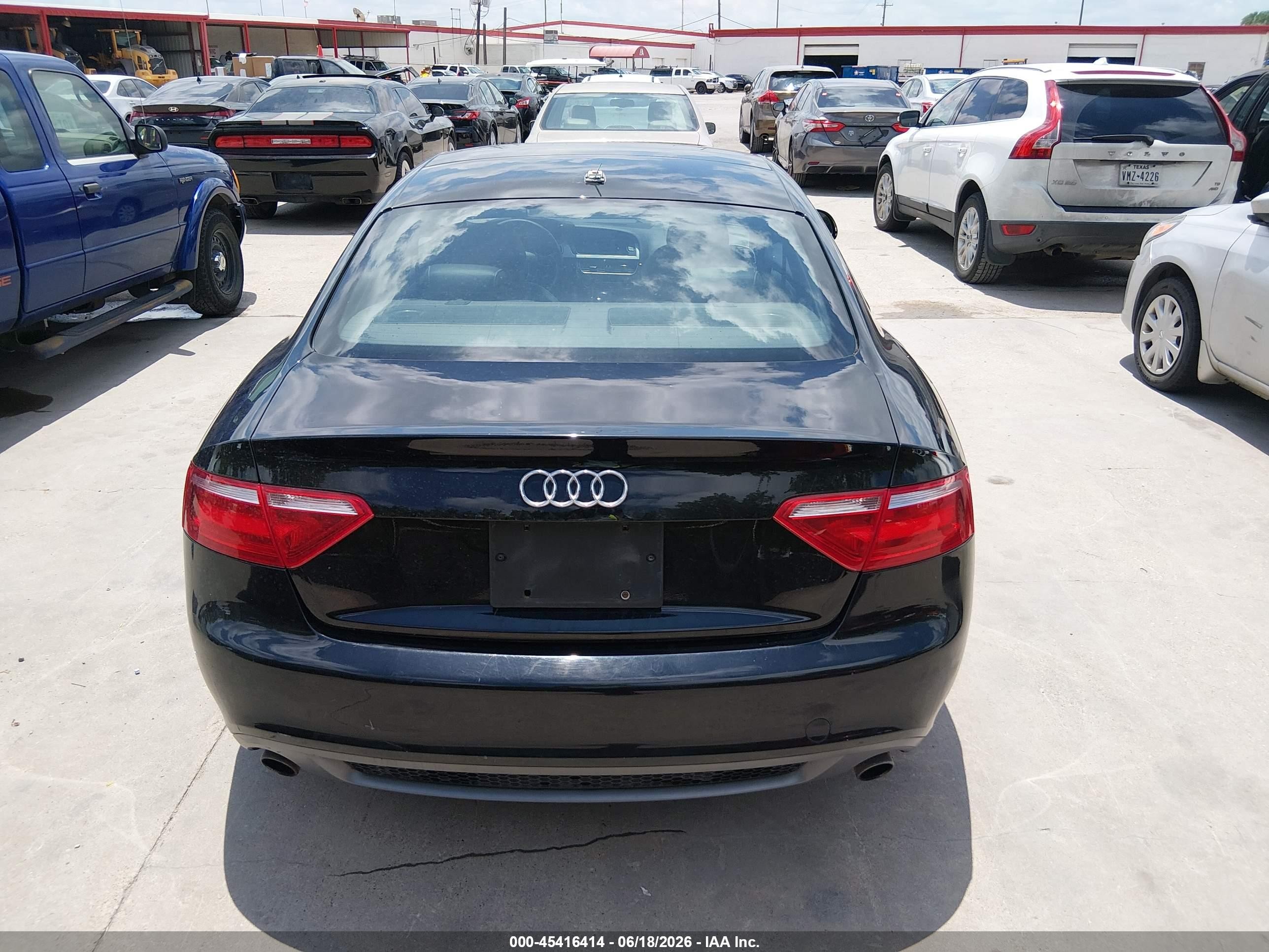 2009 Audi A5 3.2l Black vin: WAUDK78T29A024162