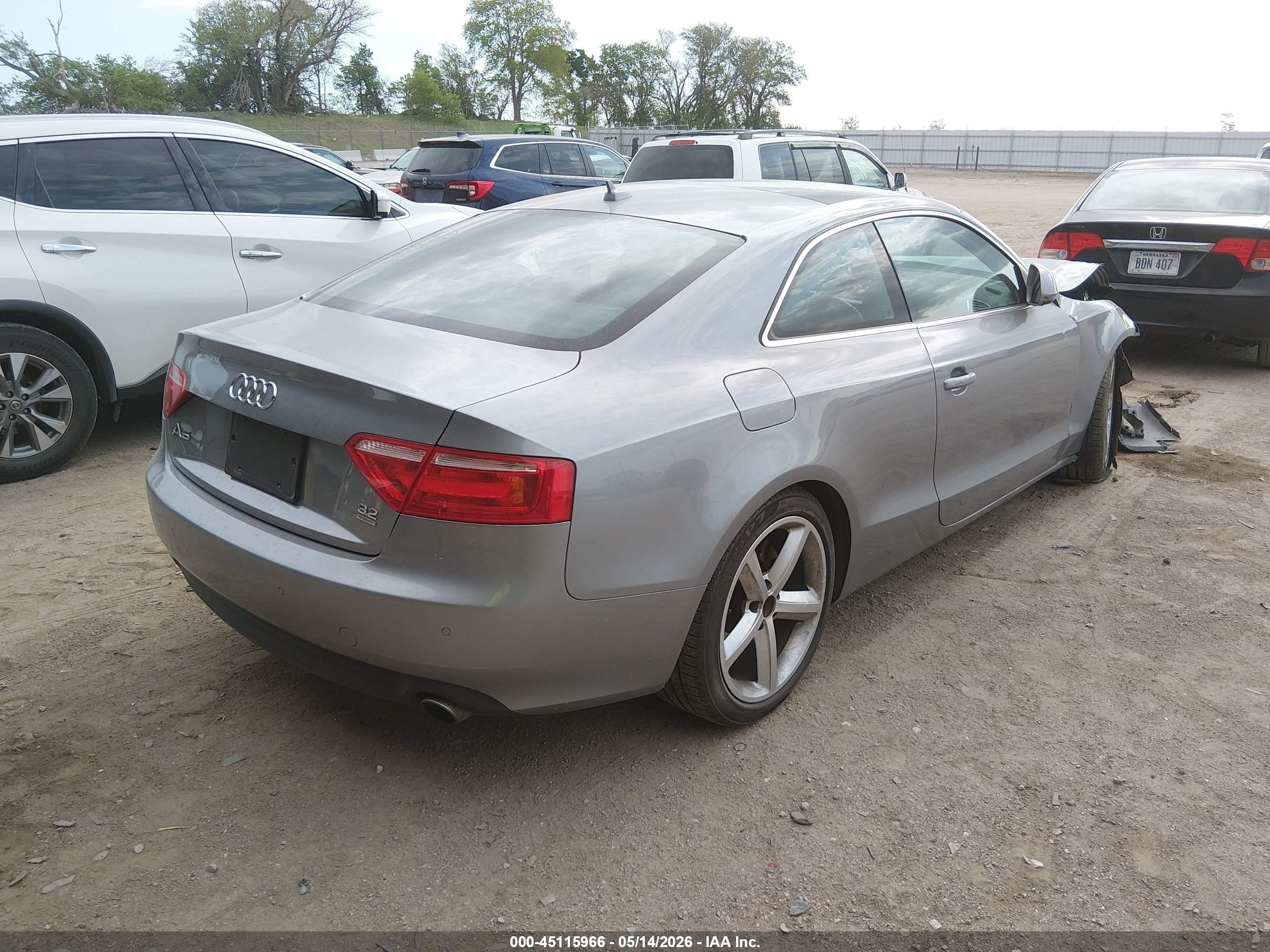 2009 Audi A5 3.2l Gray vin: WAUDK78T39A013526