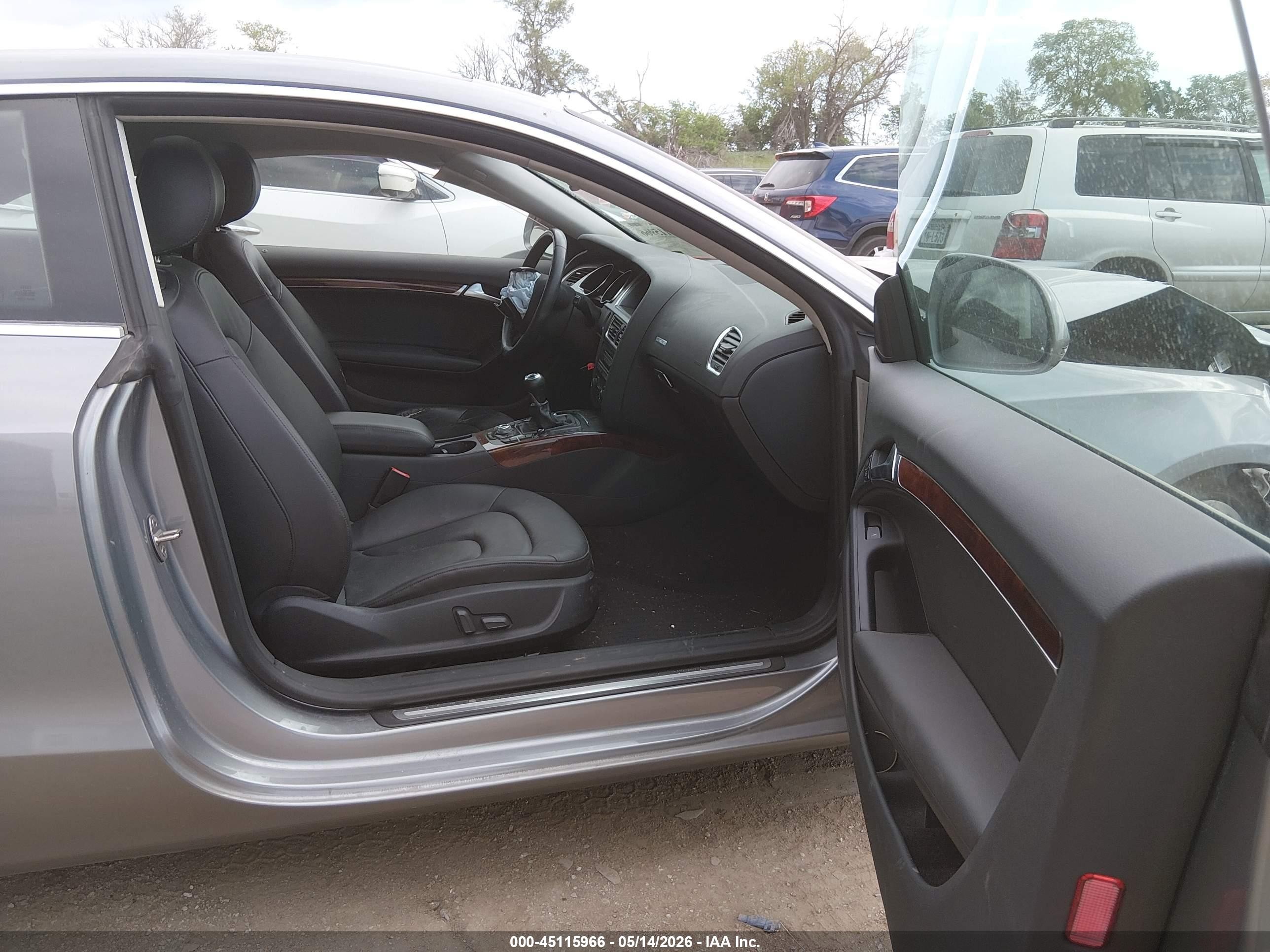 2009 Audi A5 3.2l Gray vin: WAUDK78T39A013526
