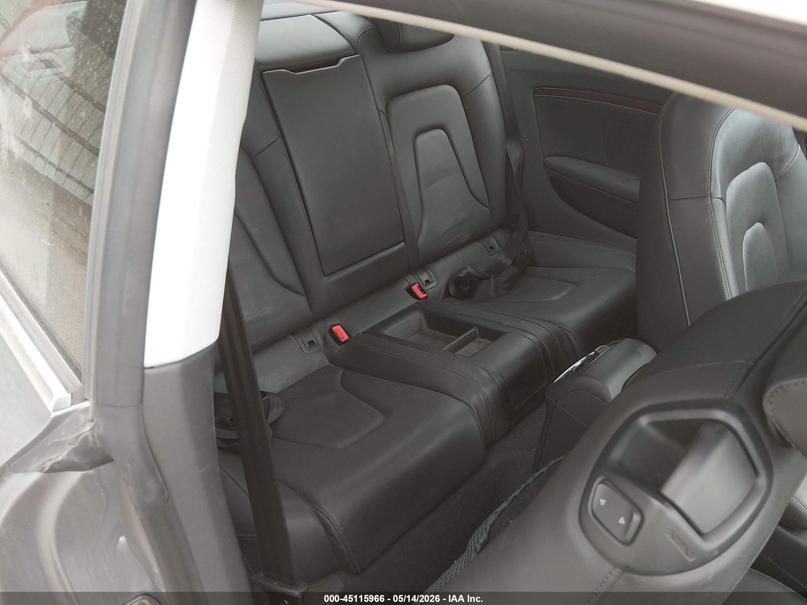 2009 Audi A5 3.2l Gray vin: WAUDK78T39A013526