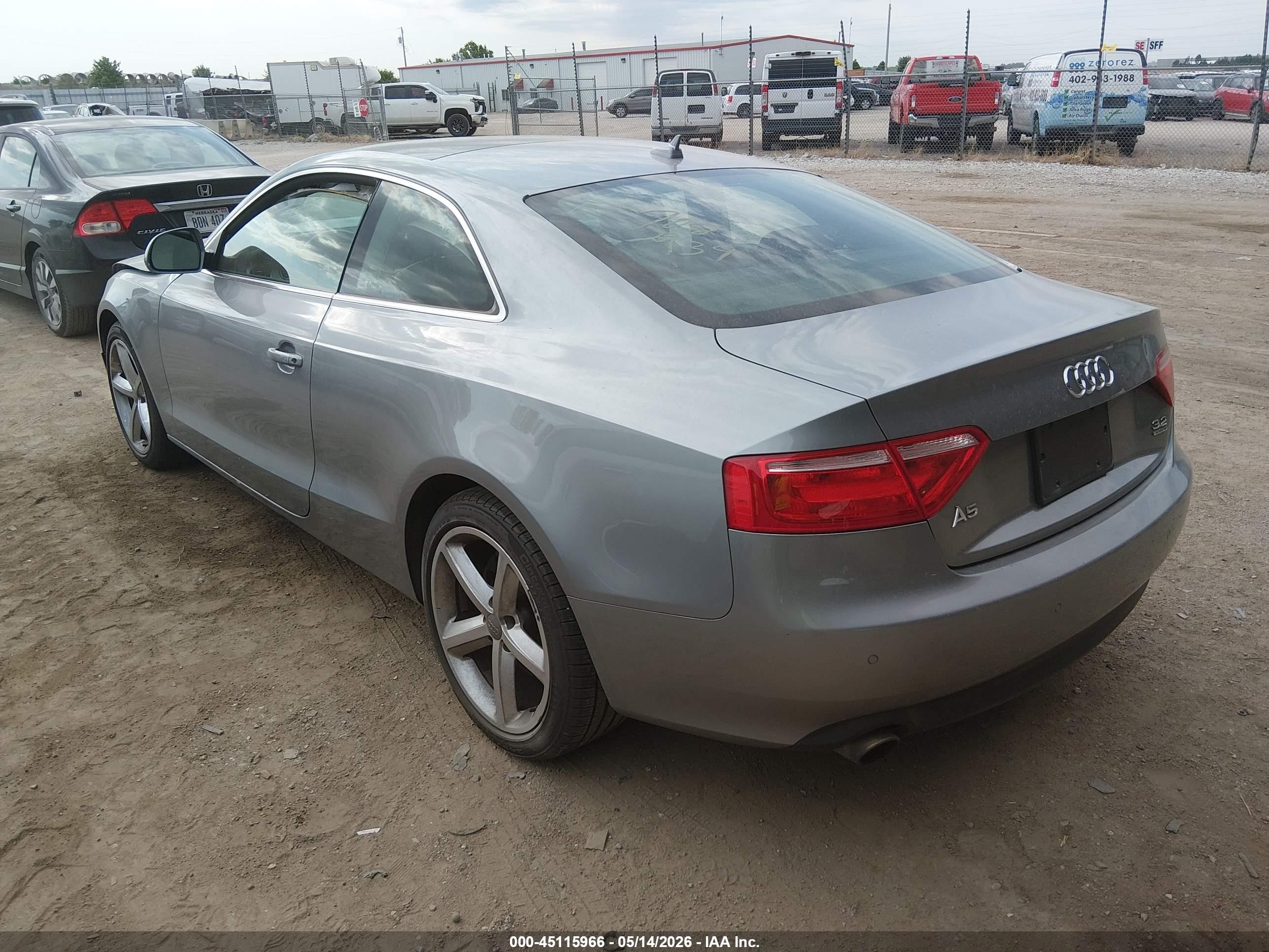 2009 Audi A5 3.2l Gray vin: WAUDK78T39A013526