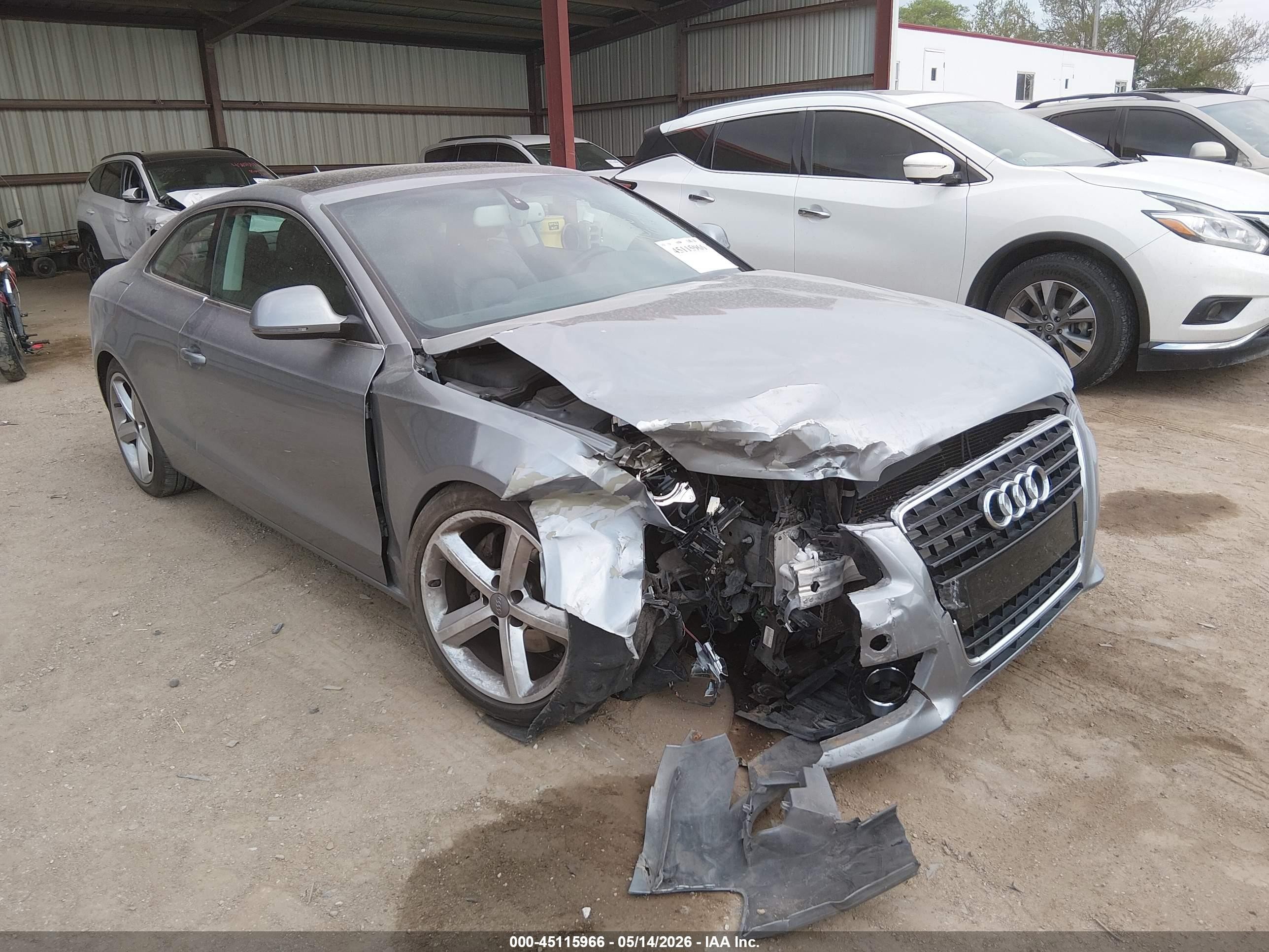 2009 Audi A5 3.2l Серый vin: WAUDK78T39A013526