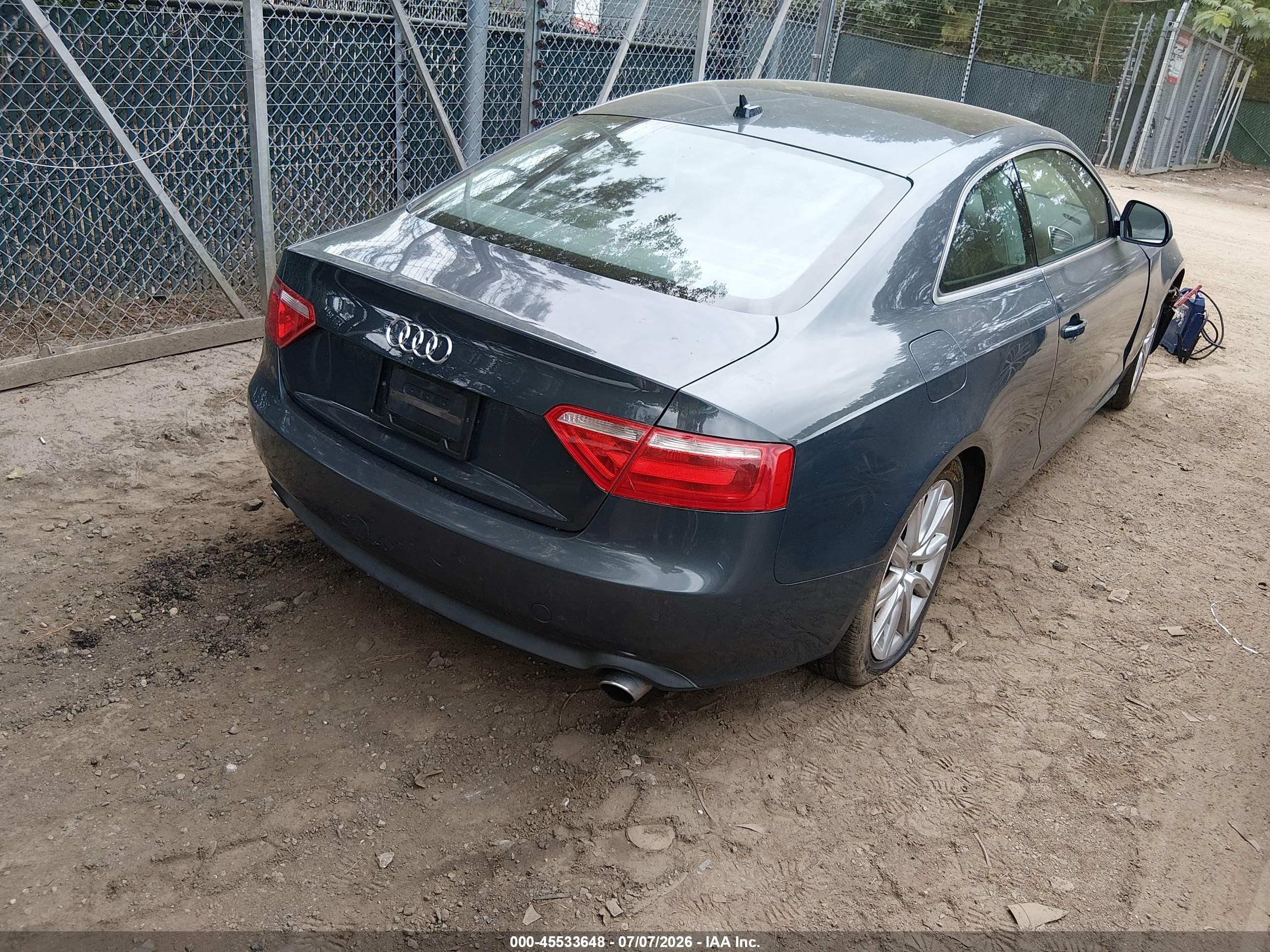 2009 Audi A5 3.2l Gray vin: WAUDK78T49A013857