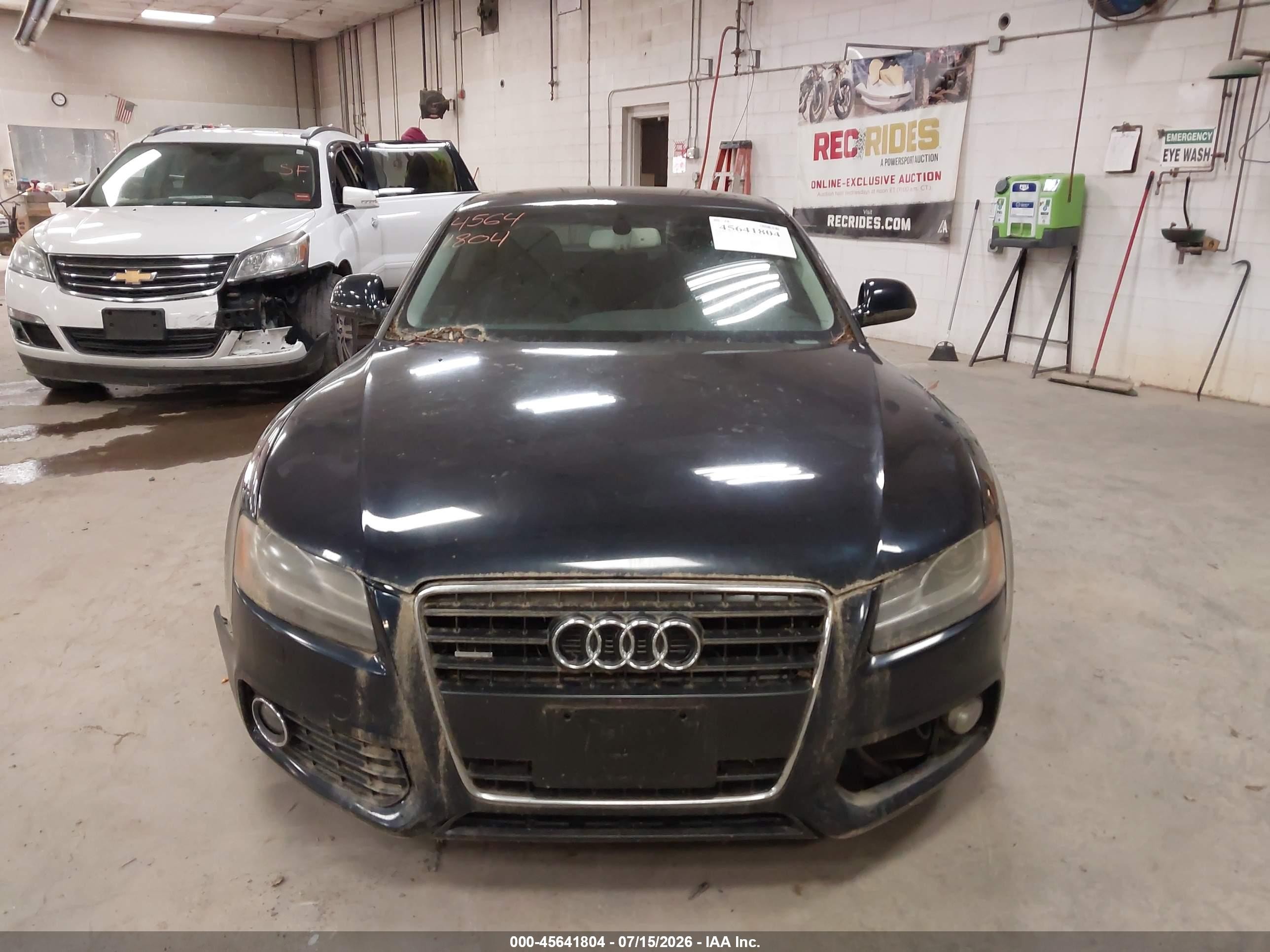 2009 Audi A5 3.2l Blue vin: WAUDK78T89A047610