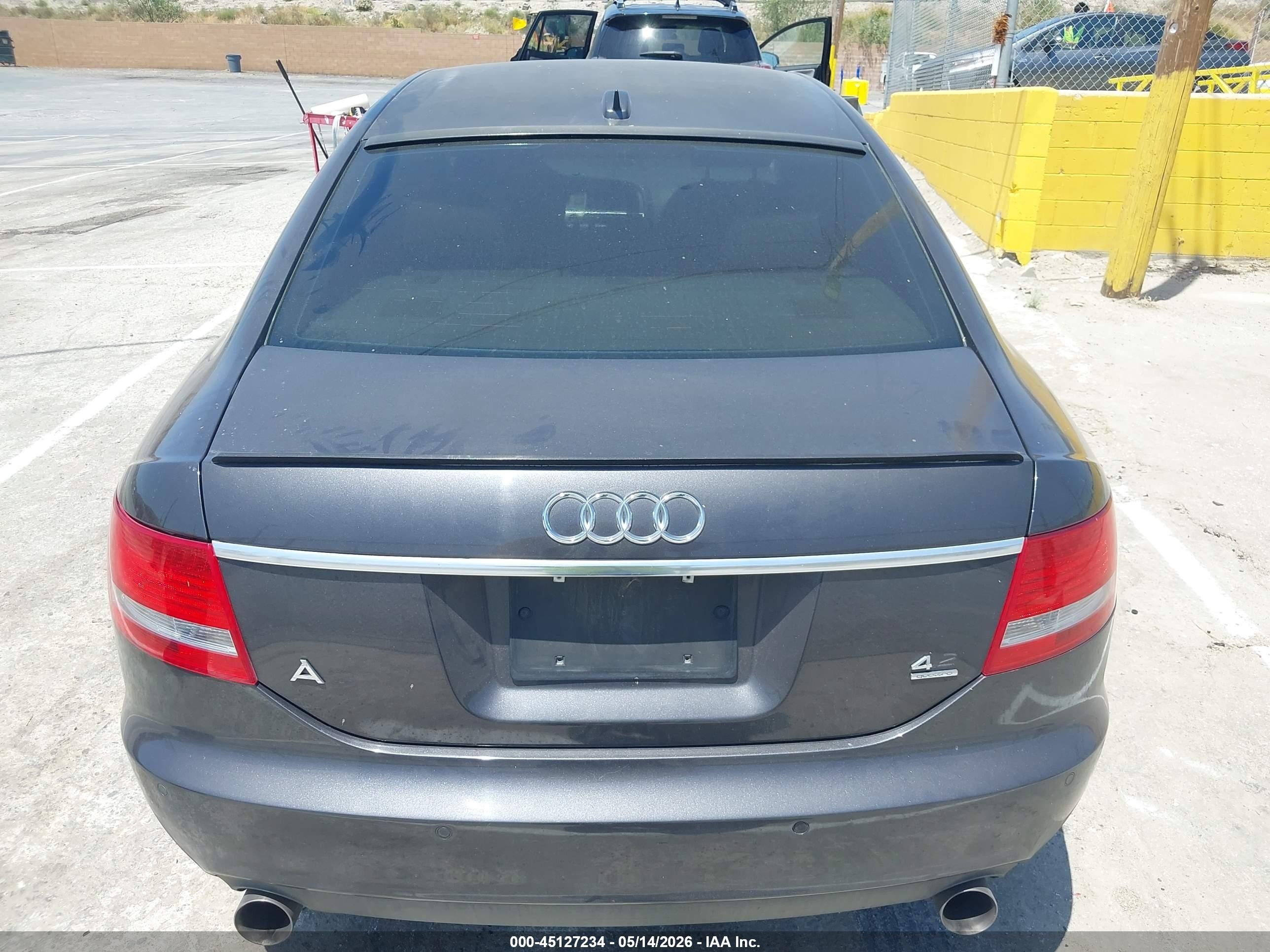 2005 Audi A6 4.2 Gray vin: WAUDL74F75N106940