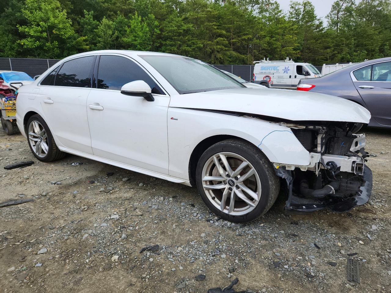 2020 Audi A4 Premium White vin: WAUDNAF41LN009779