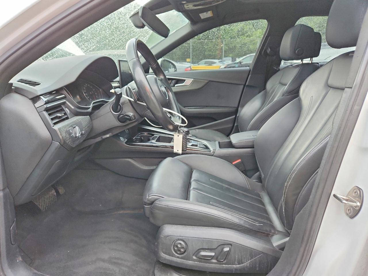 2020 Audi A4 Premium White vin: WAUDNAF41LN009779