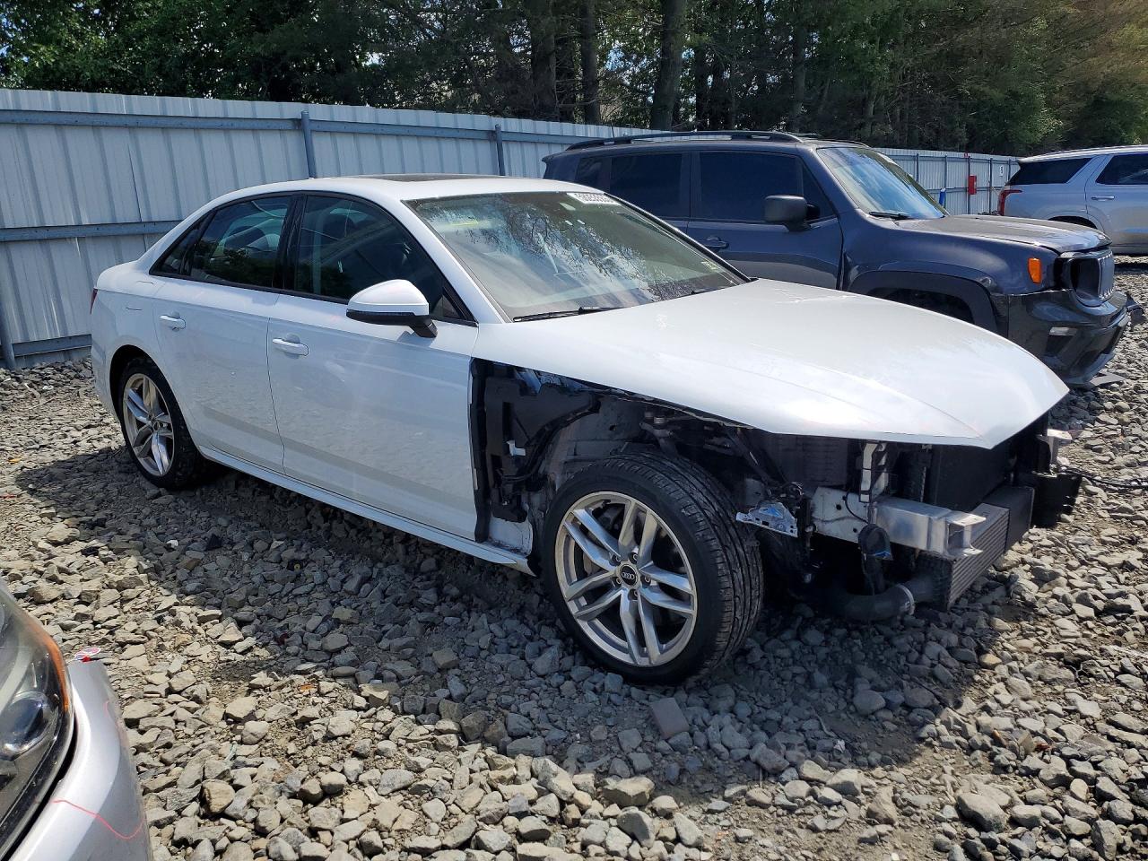 2017 Audi A4 Premium White vin: WAUDNAF47HN049940