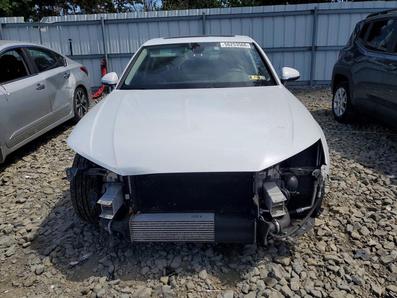 2017 Audi A4 Premium White vin: WAUDNAF47HN049940