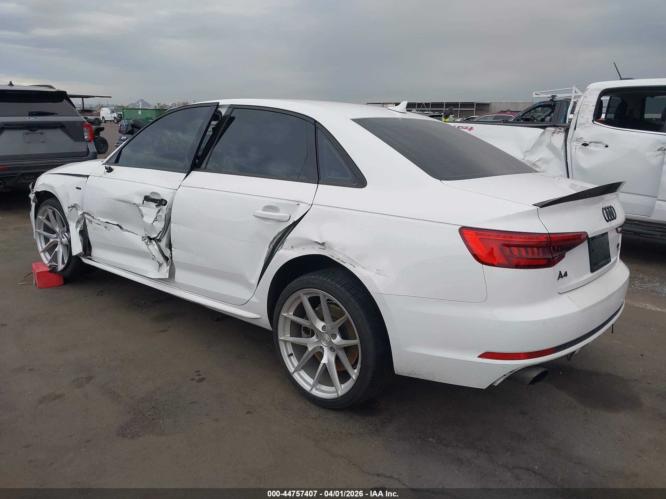 2017 Audi A4 2.0t Season Of Audi Premium White vin: WAUDNAF49HN054718