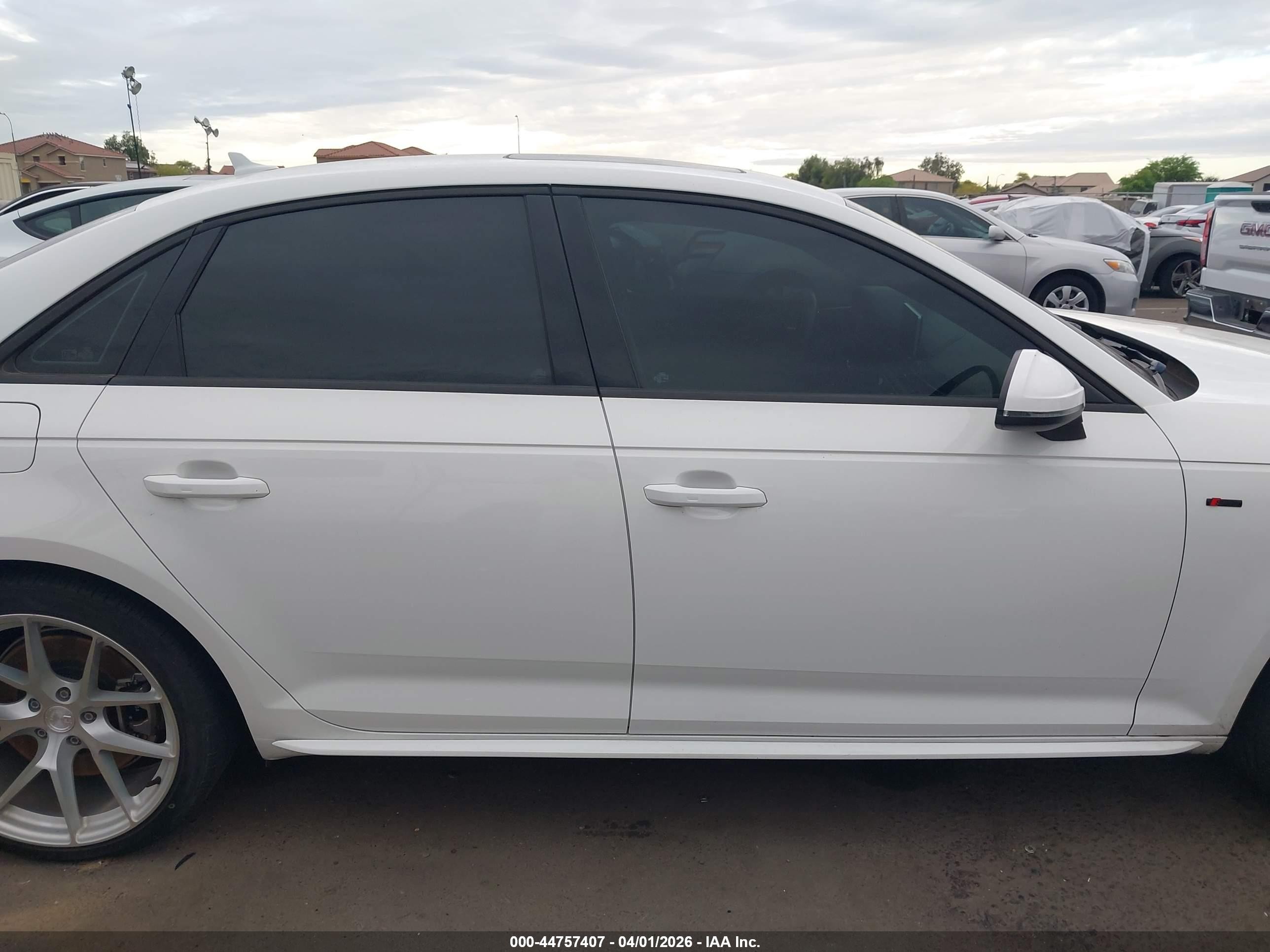 2017 Audi A4 2.0t Season Of Audi Premium White vin: WAUDNAF49HN054718