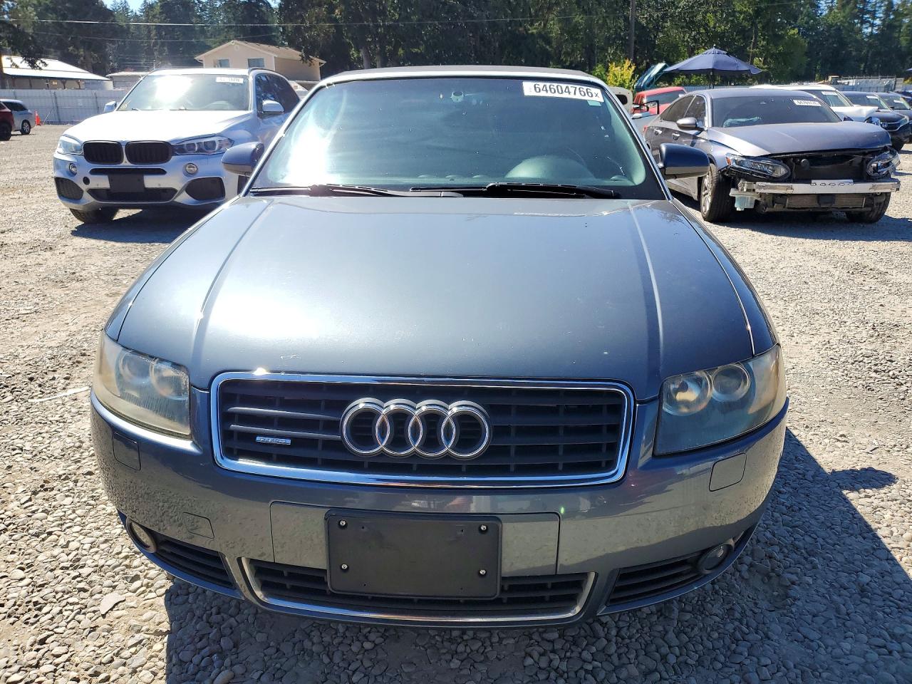 2004 Audi A4 Quattro Gray vin: WAUDT48H04K016684