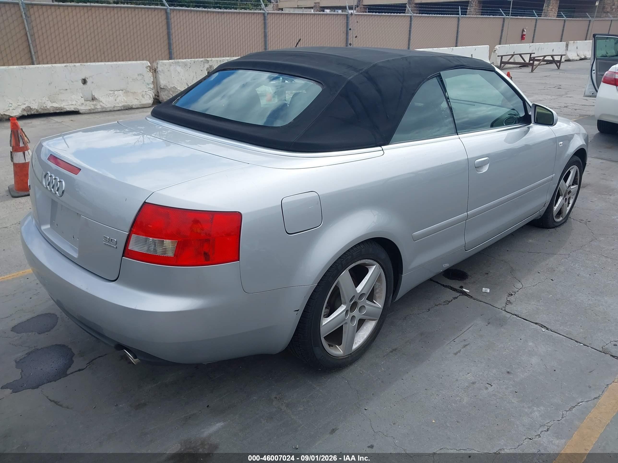 2004 Audi A4 3.0 Серебряный vin: WAUDT48H14K009355
