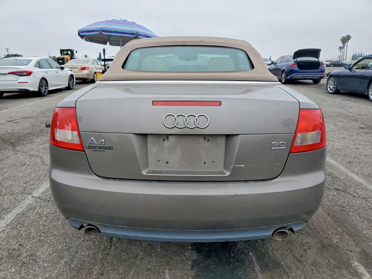 2004 Audi A4 Quattro Gray vin: WAUDT48H34K007610