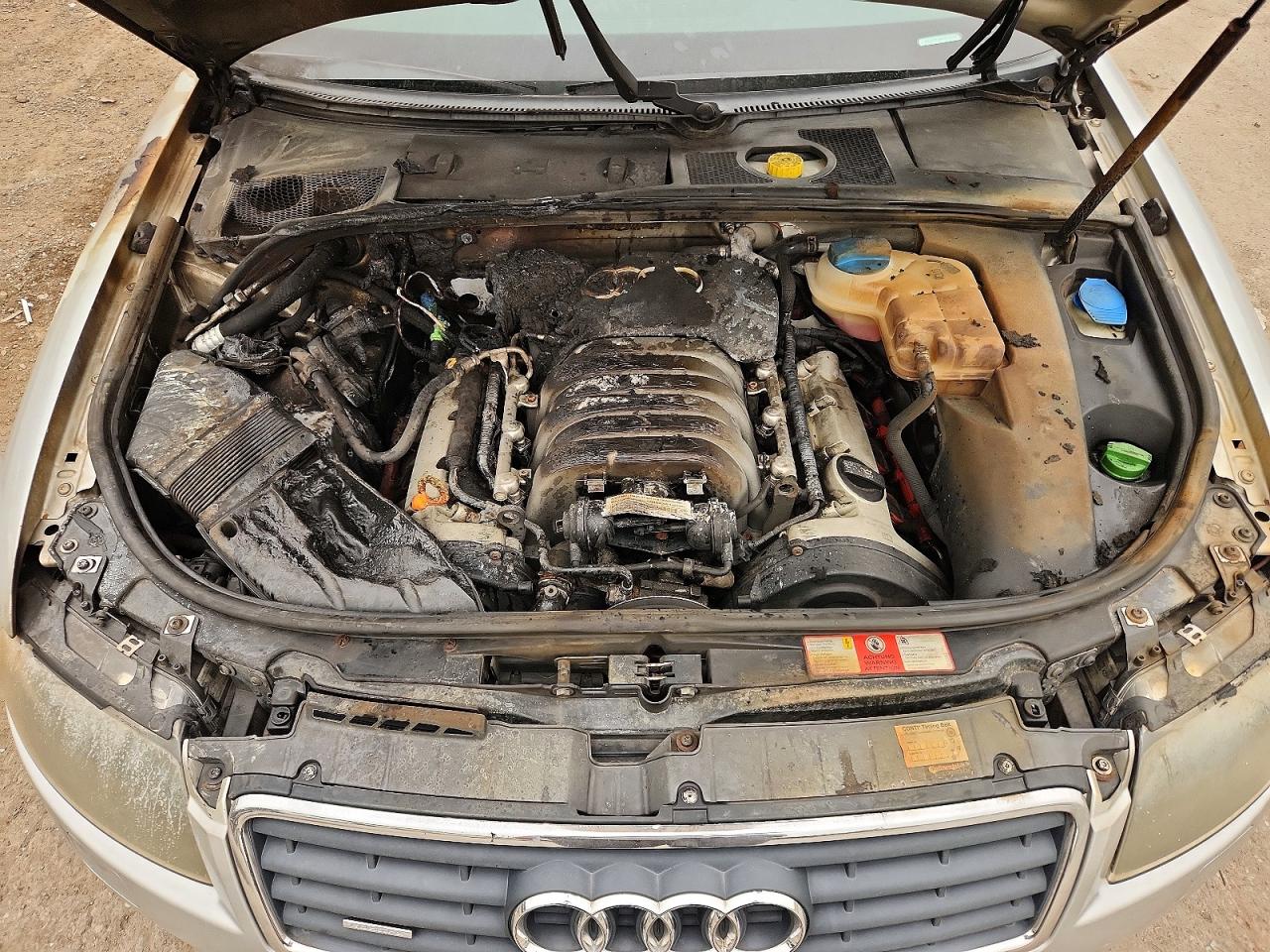 2005 Audi A4 Quattro Cabriolet Silver vin: WAUDT48H45K012767