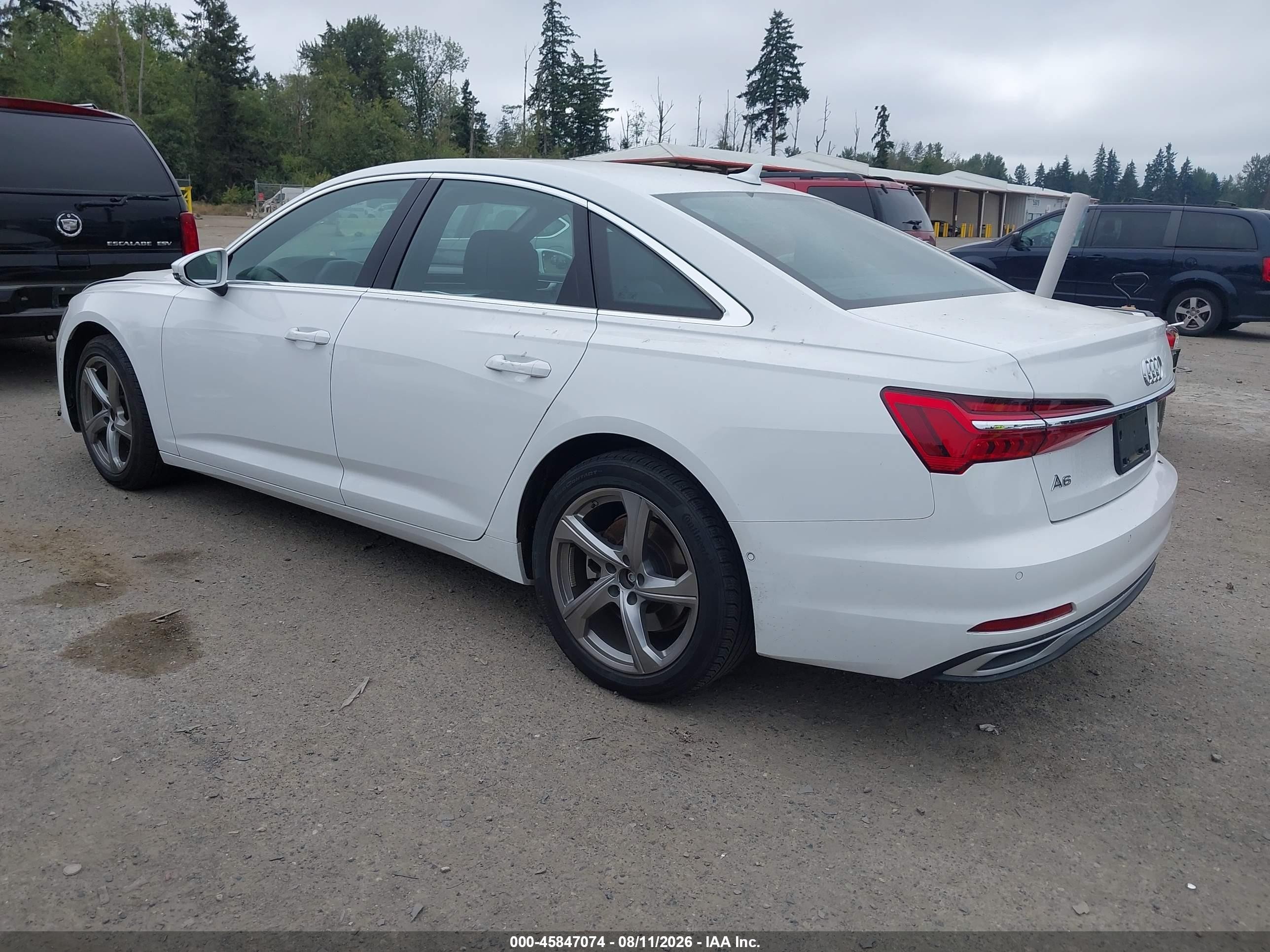 2024 Audi A6 Premium Plus 45 Tfsi Quattro S Tronic Белый vin: WAUE3BF28RN031835