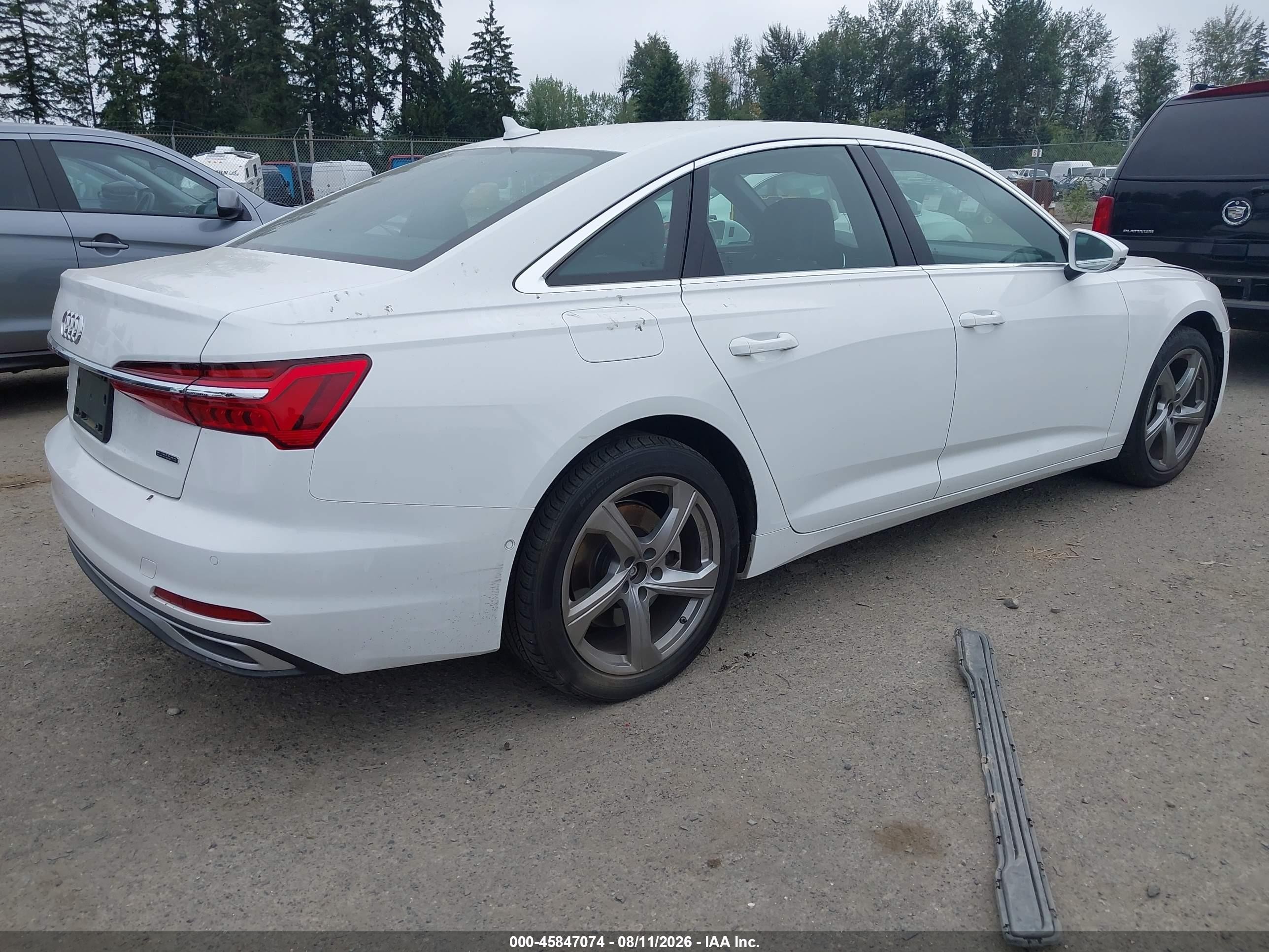 2024 Audi A6 Premium Plus 45 Tfsi Quattro S Tronic Белый vin: WAUE3BF28RN031835