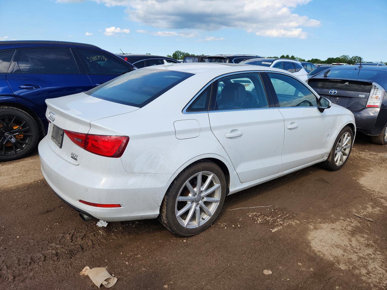 2016 Audi A3 Premium Plus White vin: WAUE8GFF5G1011600