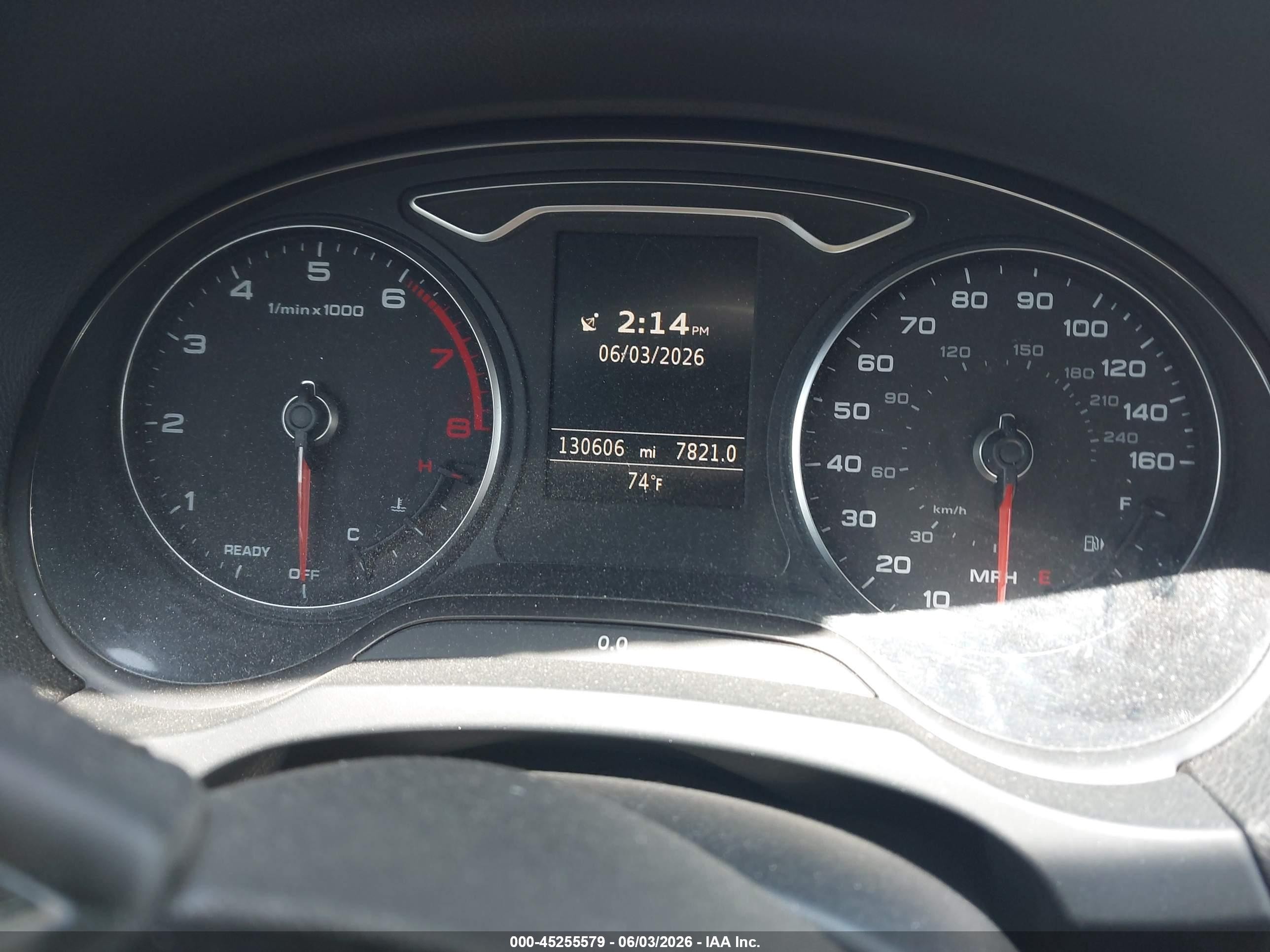 2016 Audi A3 2.0t Premium Белый vin: WAUE8GFFXG1046746