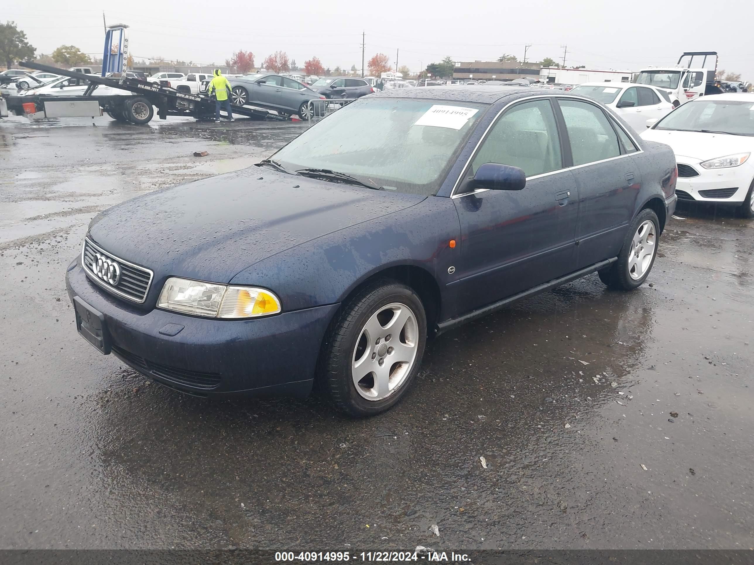 1996 Audi A4 Quattro Blue vin: WAUEA88D6TA132801