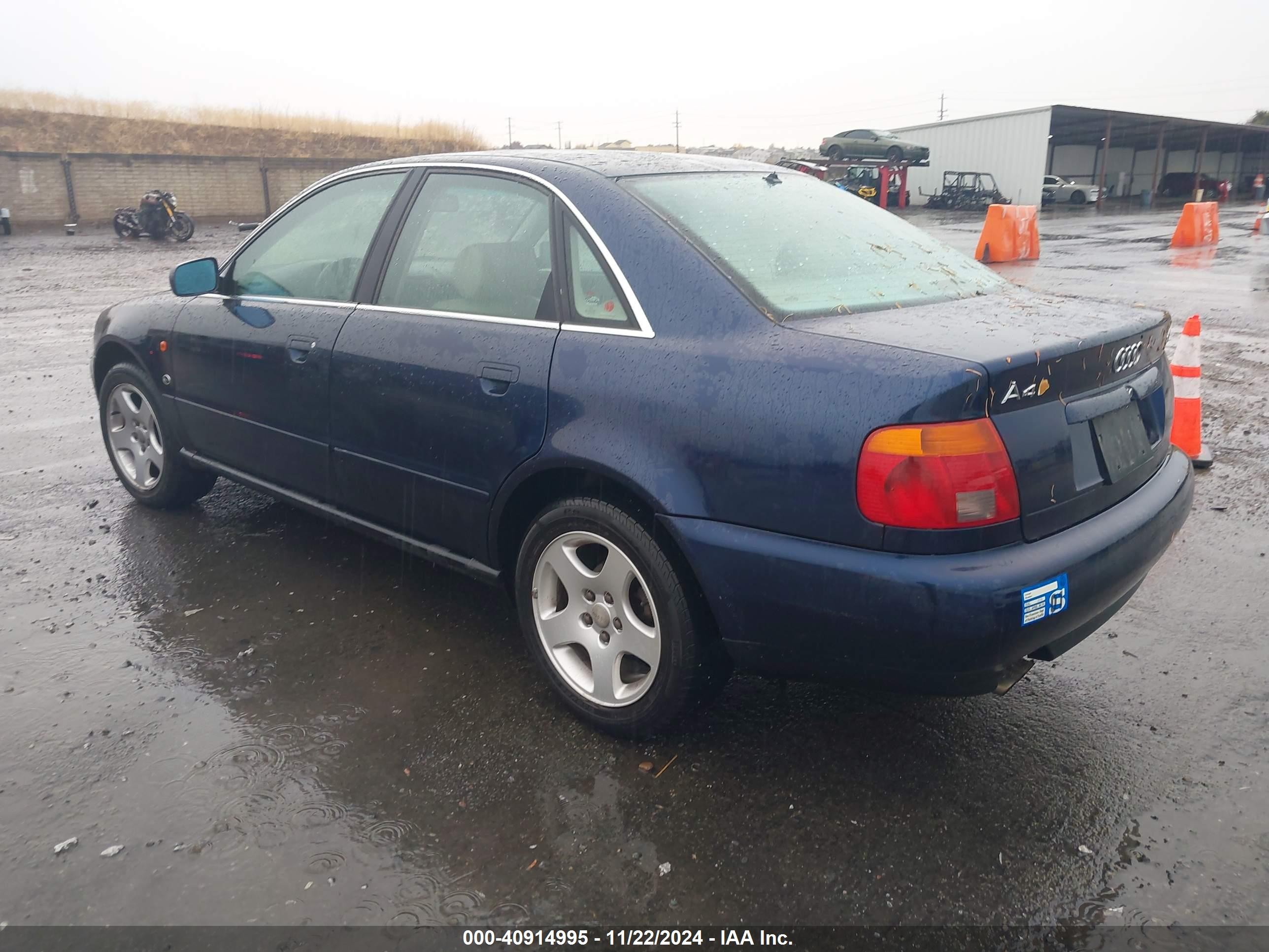 1996 Audi A4 Quattro Blue vin: WAUEA88D6TA132801