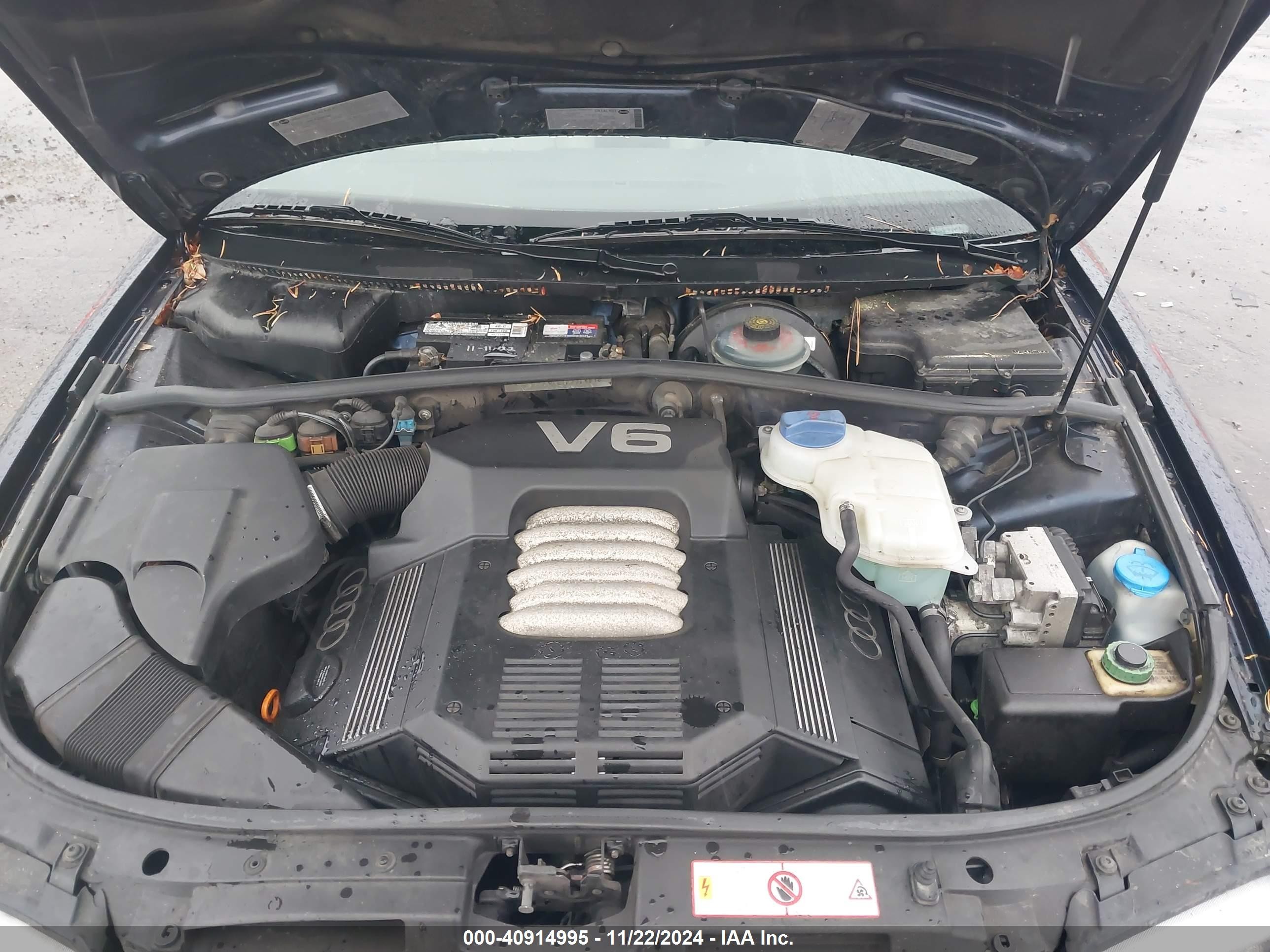 1996 Audi A4 Quattro Blue vin: WAUEA88D6TA132801