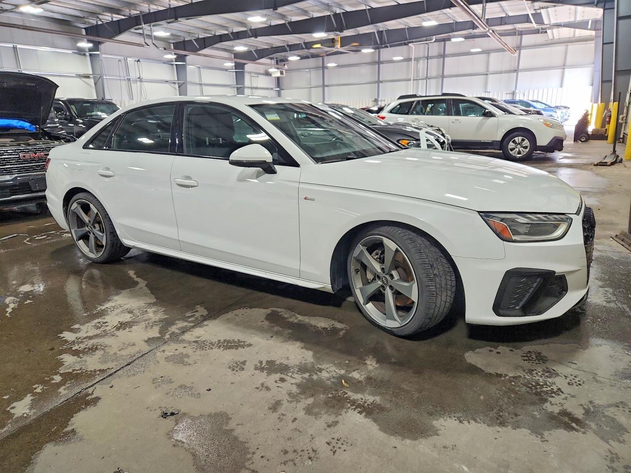2021 Audi A4 Premium Plus 45 White vin: WAUEAAF44MN007025