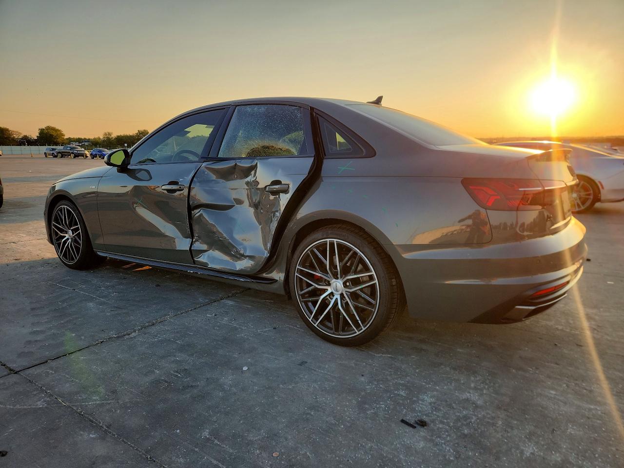 2023 Audi A4 Premium Plus 45 Серый vin: WAUEAAF45PA007286