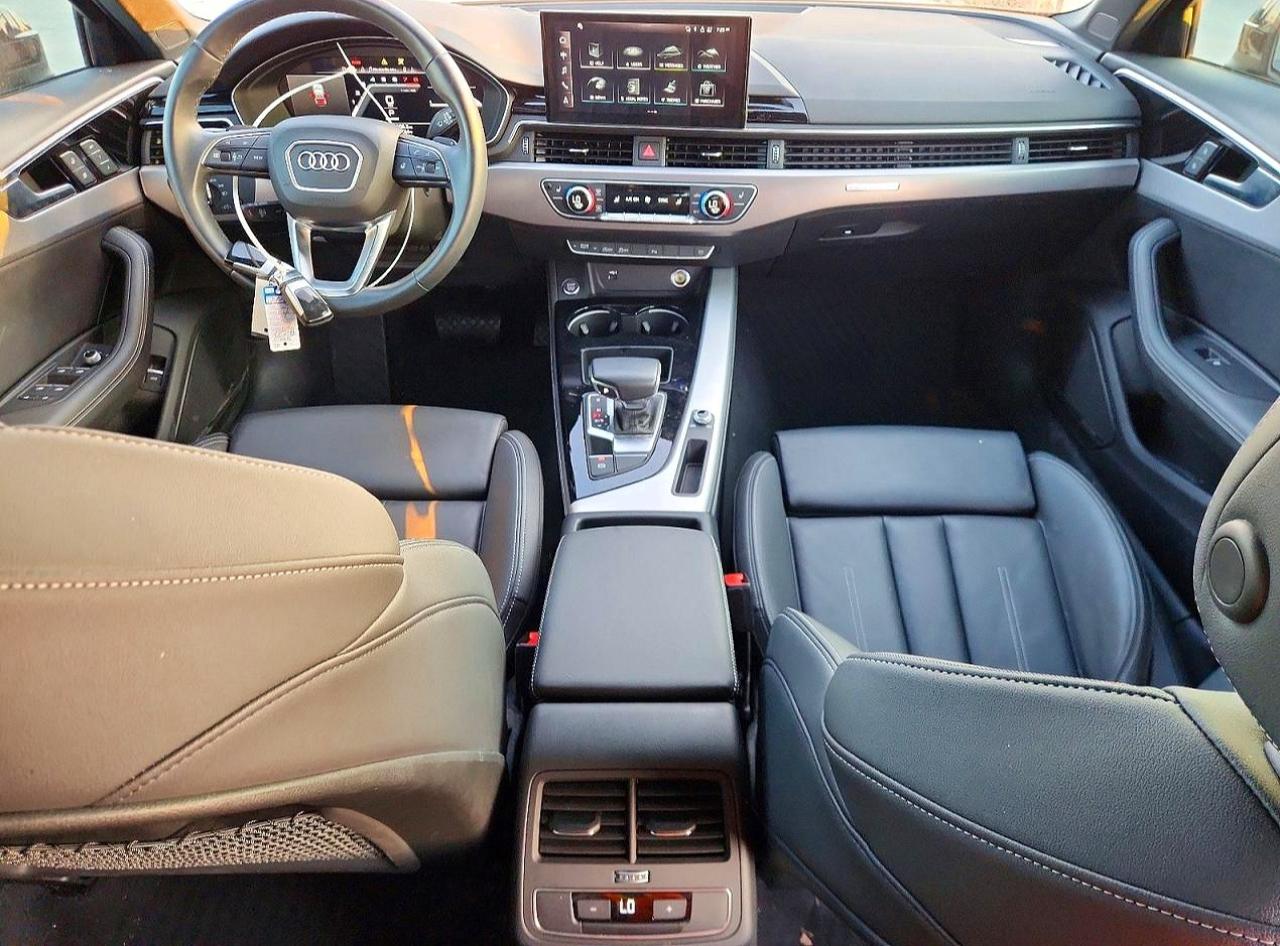 2023 Audi A4 Premium Plus 45 Серый vin: WAUEAAF45PA007286