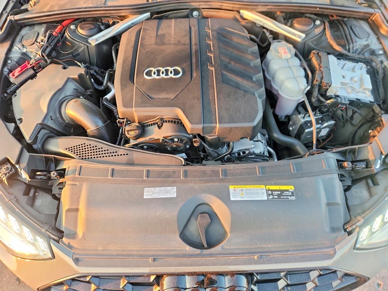 2023 Audi A4 Premium Plus 45 Серый vin: WAUEAAF45PA007286
