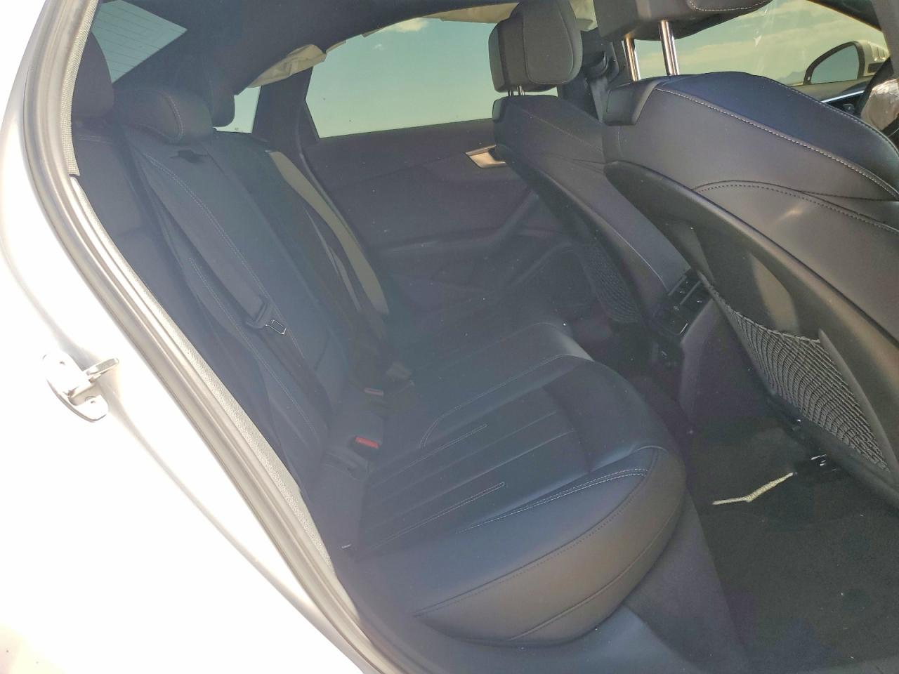 2023 Audi A4 Premium Plus 45 White vin: WAUEAAF4XPN011746