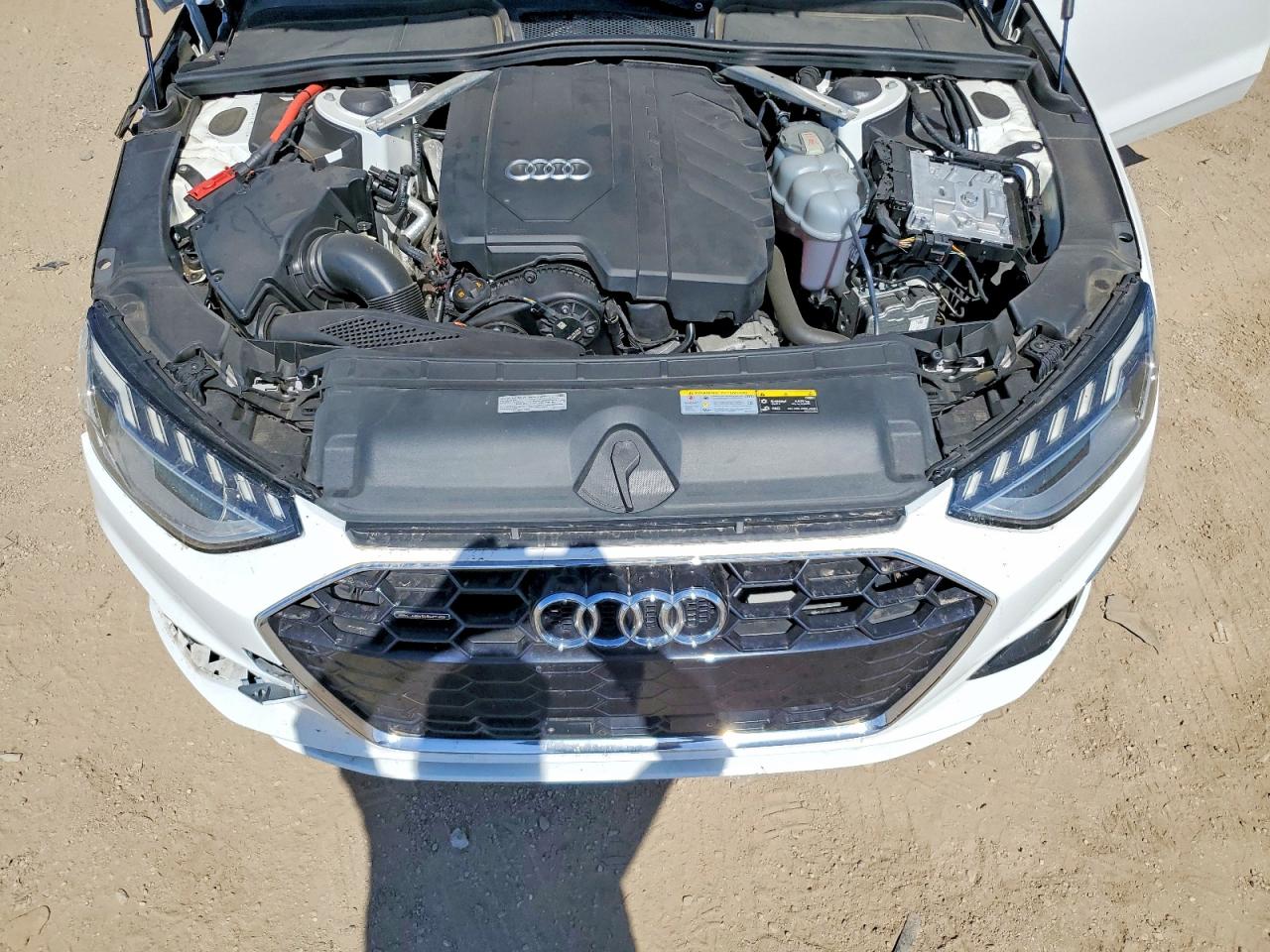2023 Audi A4 Premium Plus 45 White vin: WAUEAAF4XPN011746