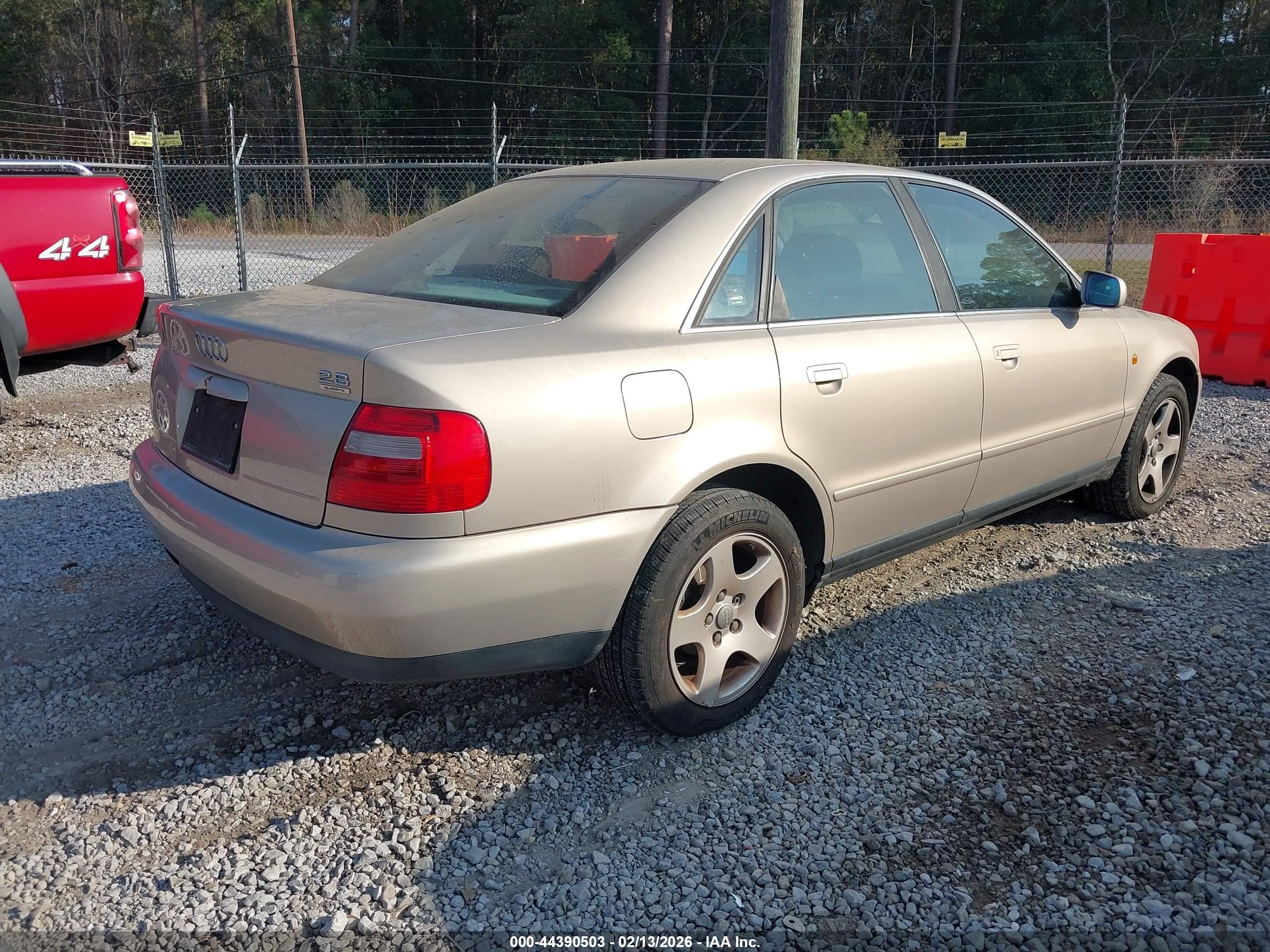1999 Audi A4 2.8 Gold vin: WAUED28D4XA043500