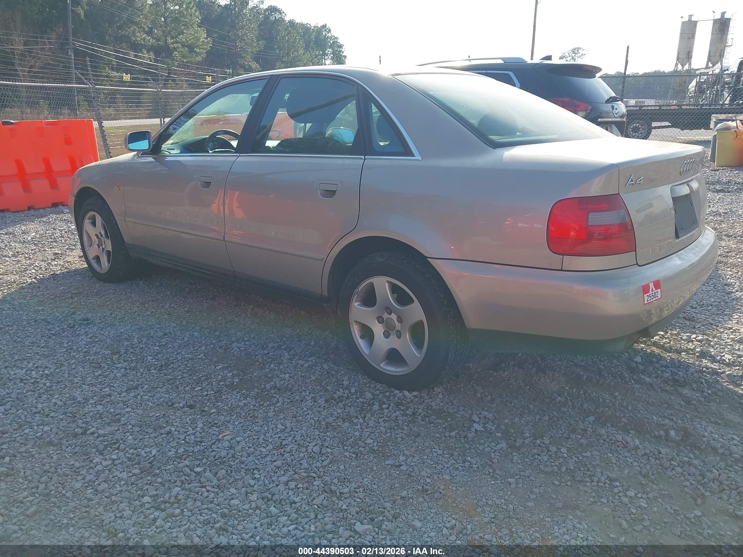 1999 Audi A4 2.8 Gold vin: WAUED28D4XA043500