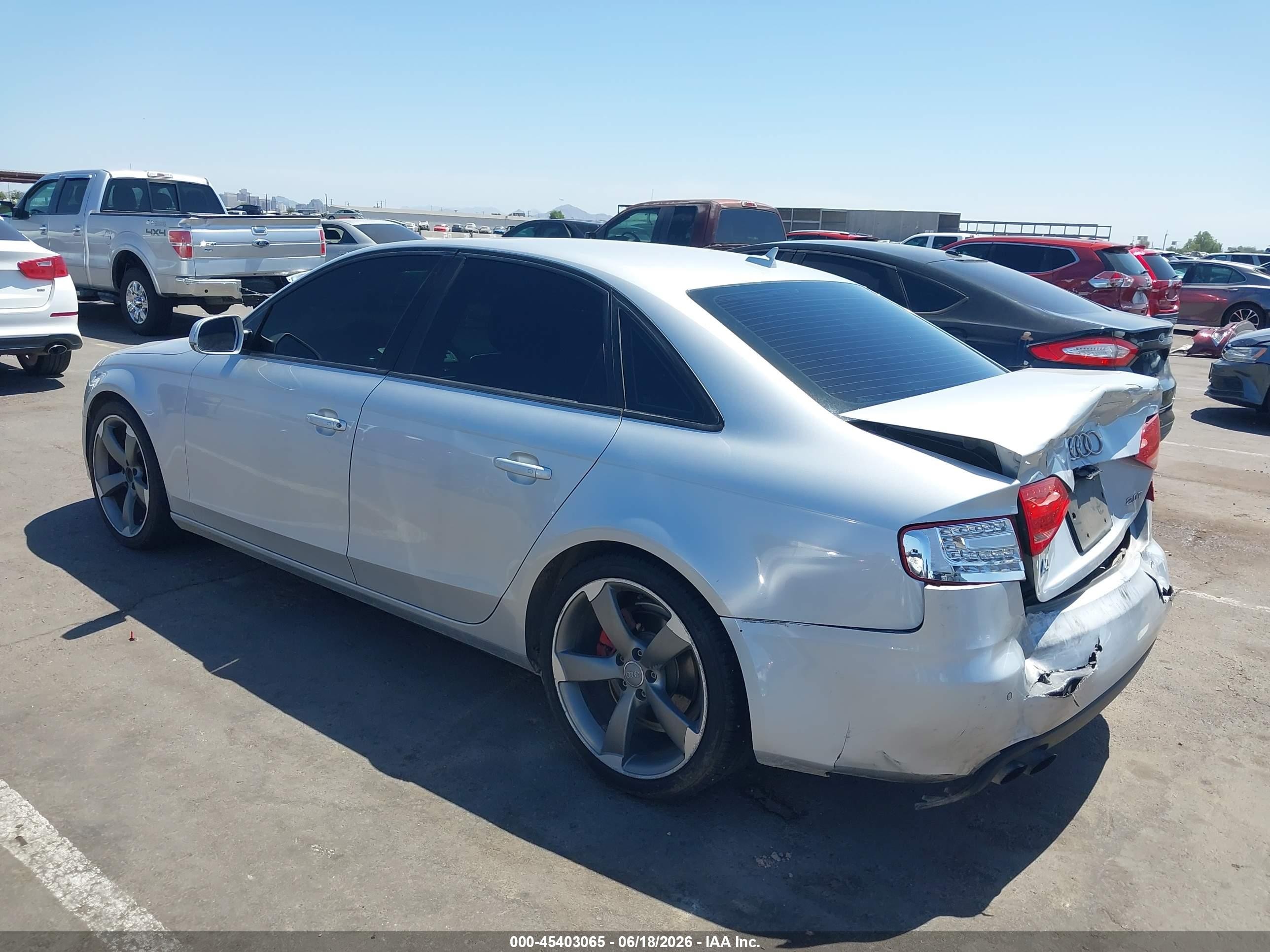 2011 Audi A4 2.0t Premium Silver vin: WAUEFAFL0BN053277