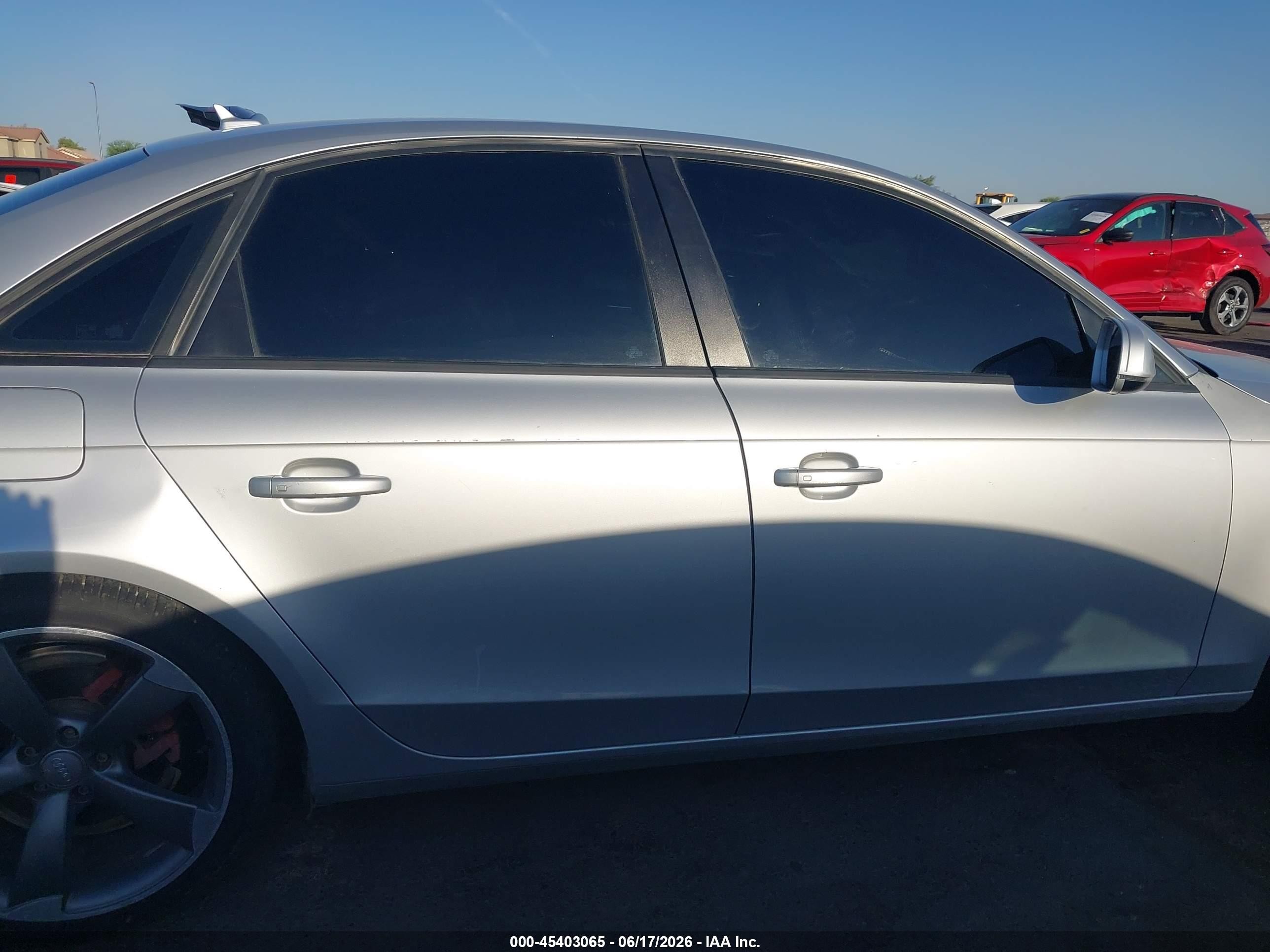 2011 Audi A4 2.0t Premium Silver vin: WAUEFAFL0BN053277