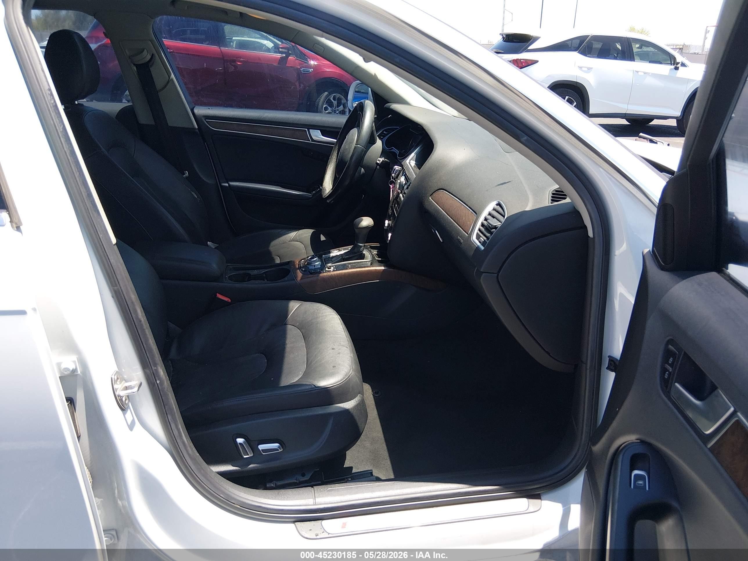 2014 Audi A4 2.0t Premium White vin: WAUEFAFL0EN007372