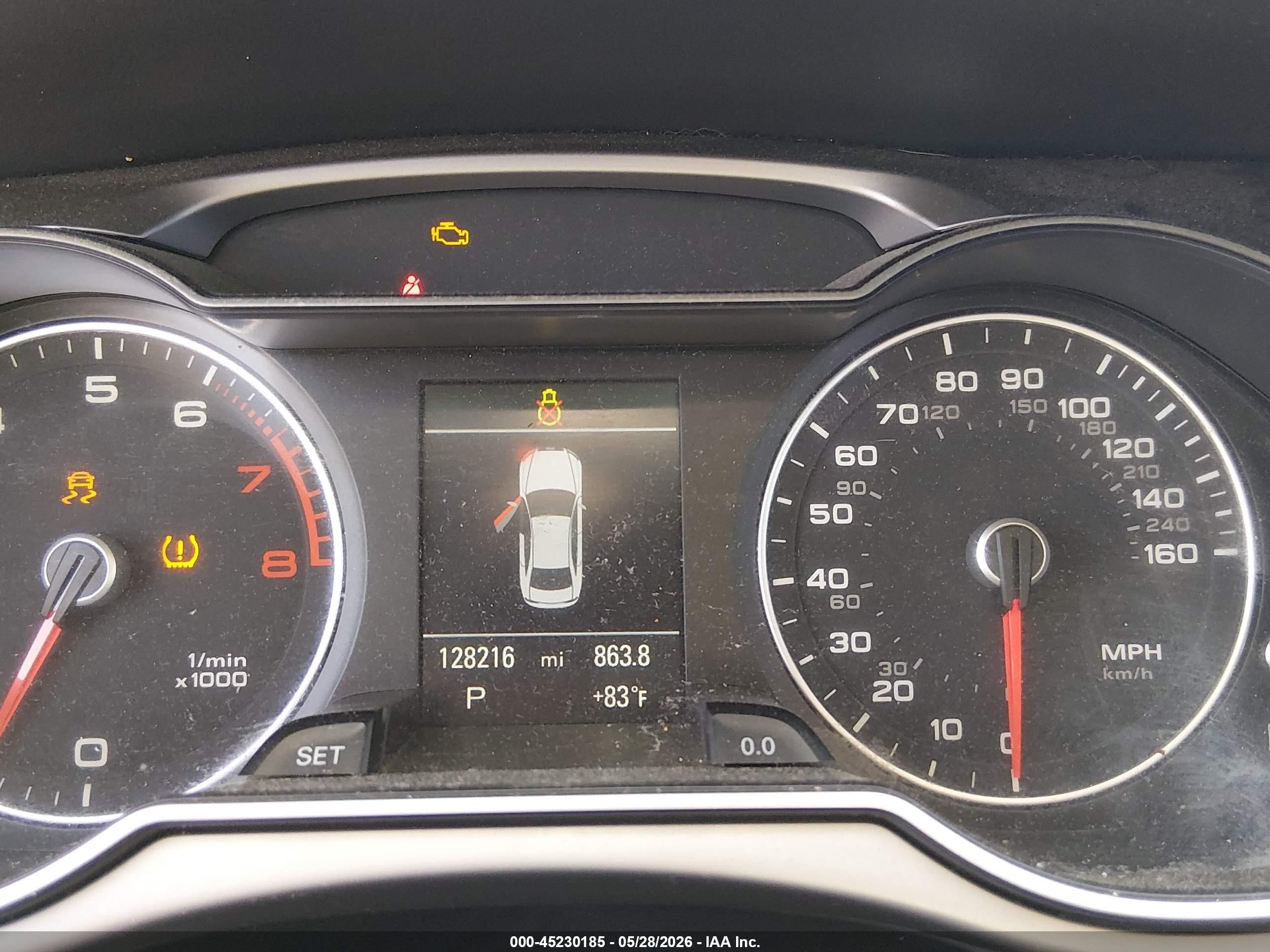 2014 Audi A4 2.0t Premium White vin: WAUEFAFL0EN007372
