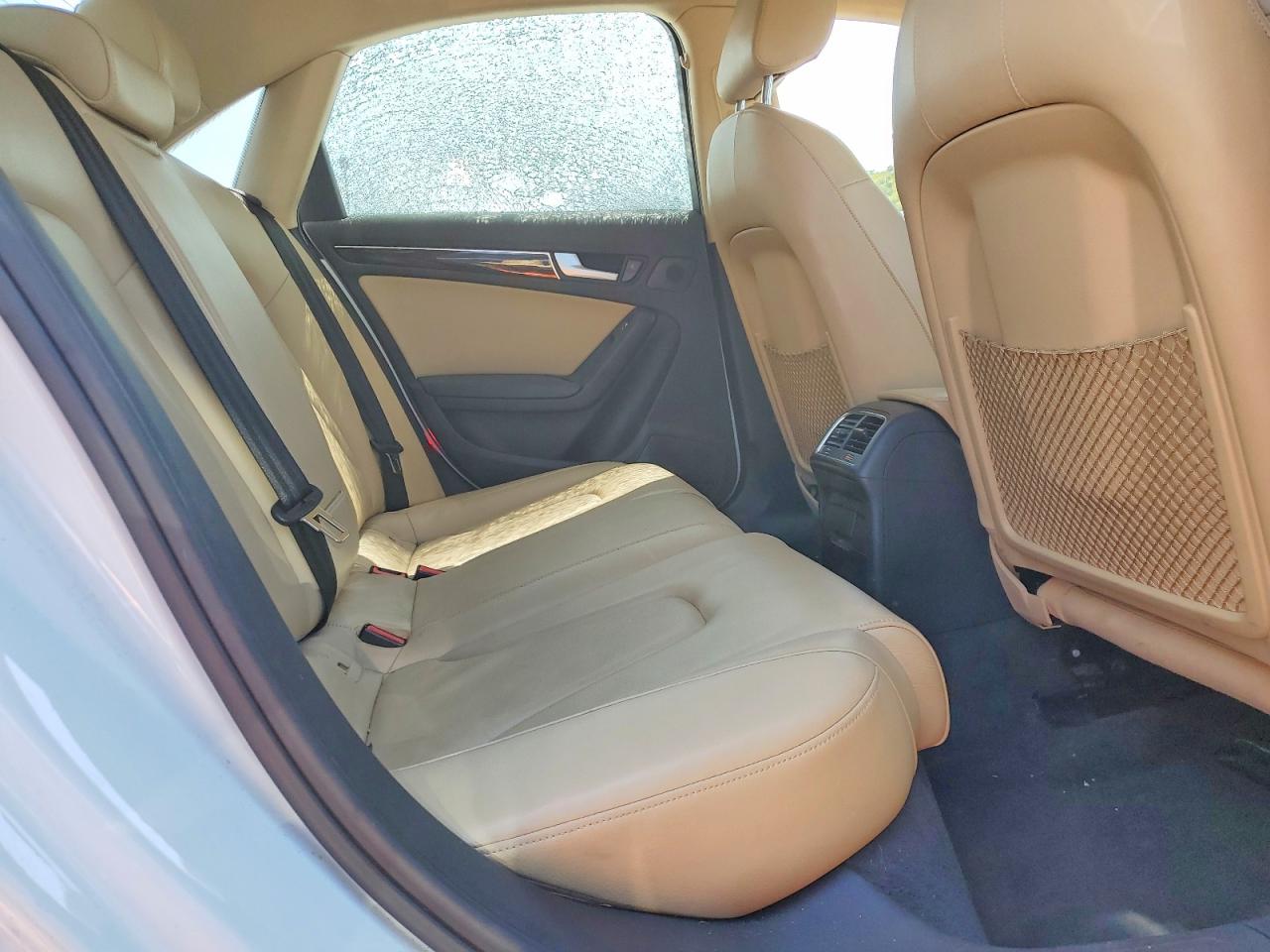 2013 Audi A4 Premium Plus White vin: WAUEFAFL2DN018940
