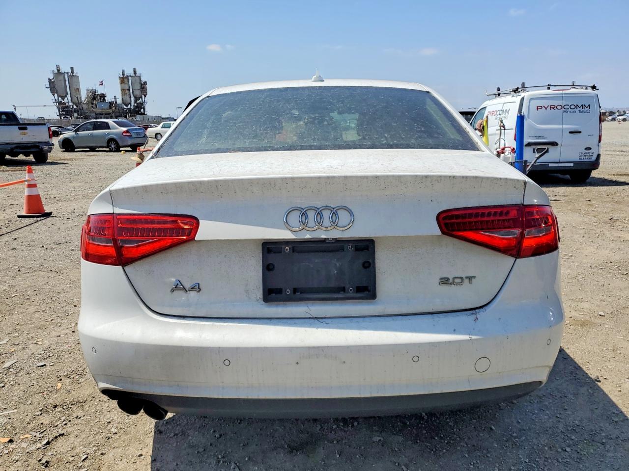 2013 Audi A4 Premium Plus White vin: WAUEFAFL2DN018940