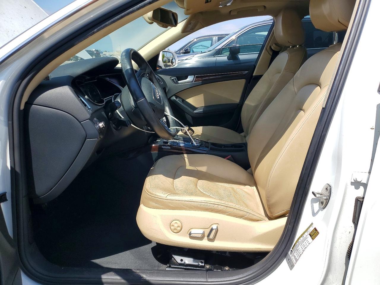 2013 Audi A4 Premium Plus White vin: WAUEFAFL2DN018940