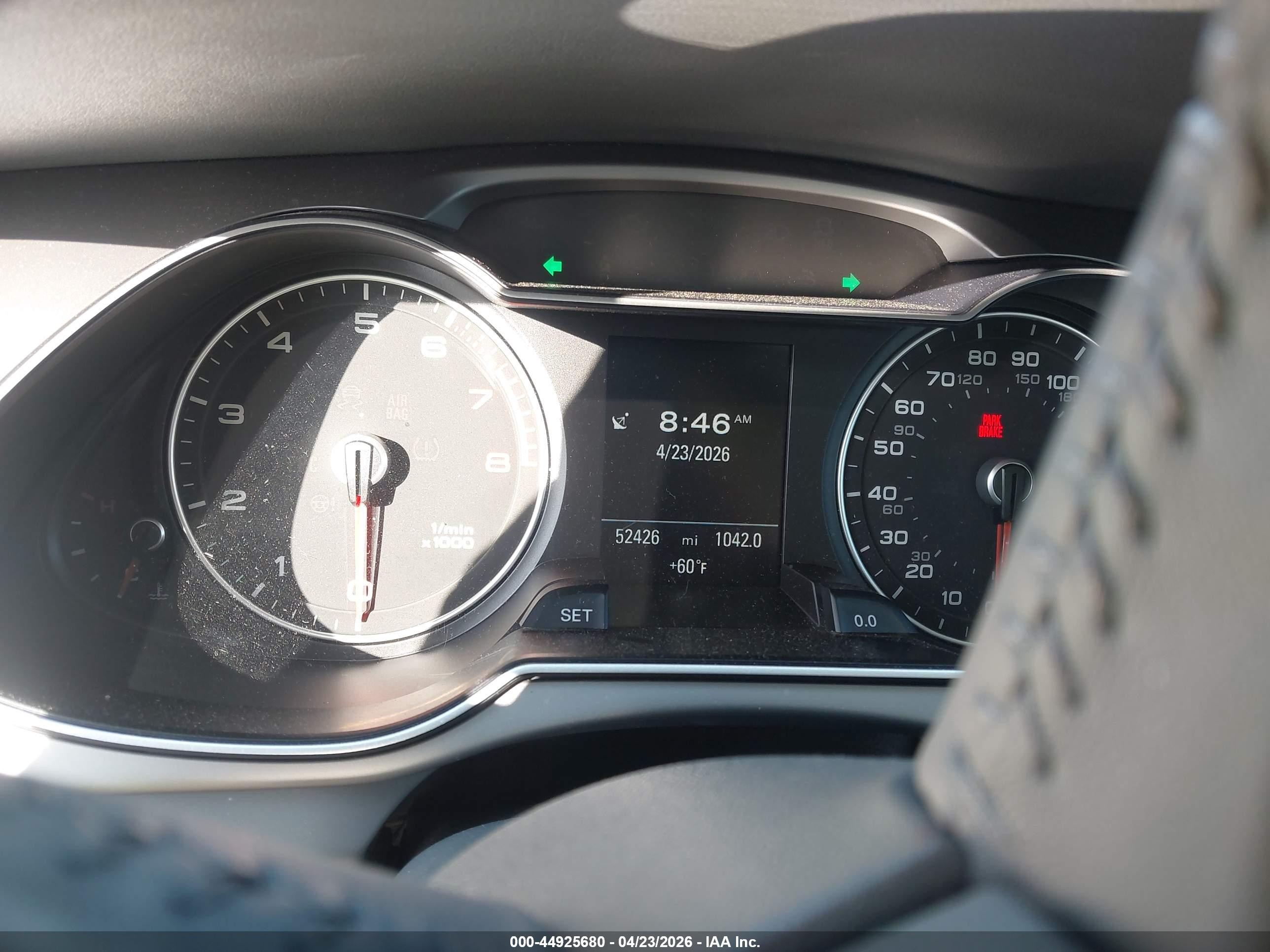2014 Audi A4 2.0t Premium Silver vin: WAUEFAFL2EN035187