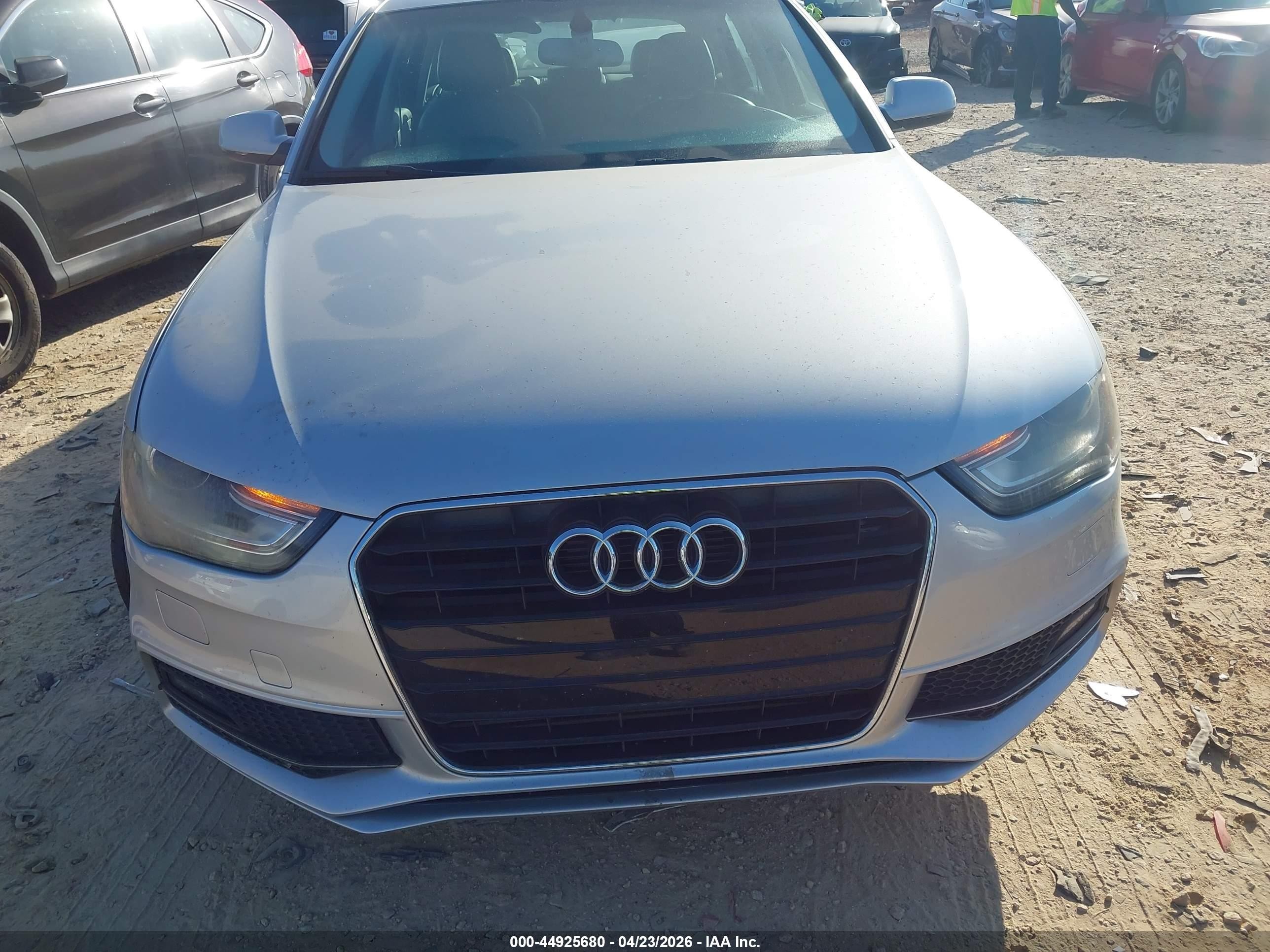 2014 Audi A4 2.0t Premium Silver vin: WAUEFAFL2EN035187