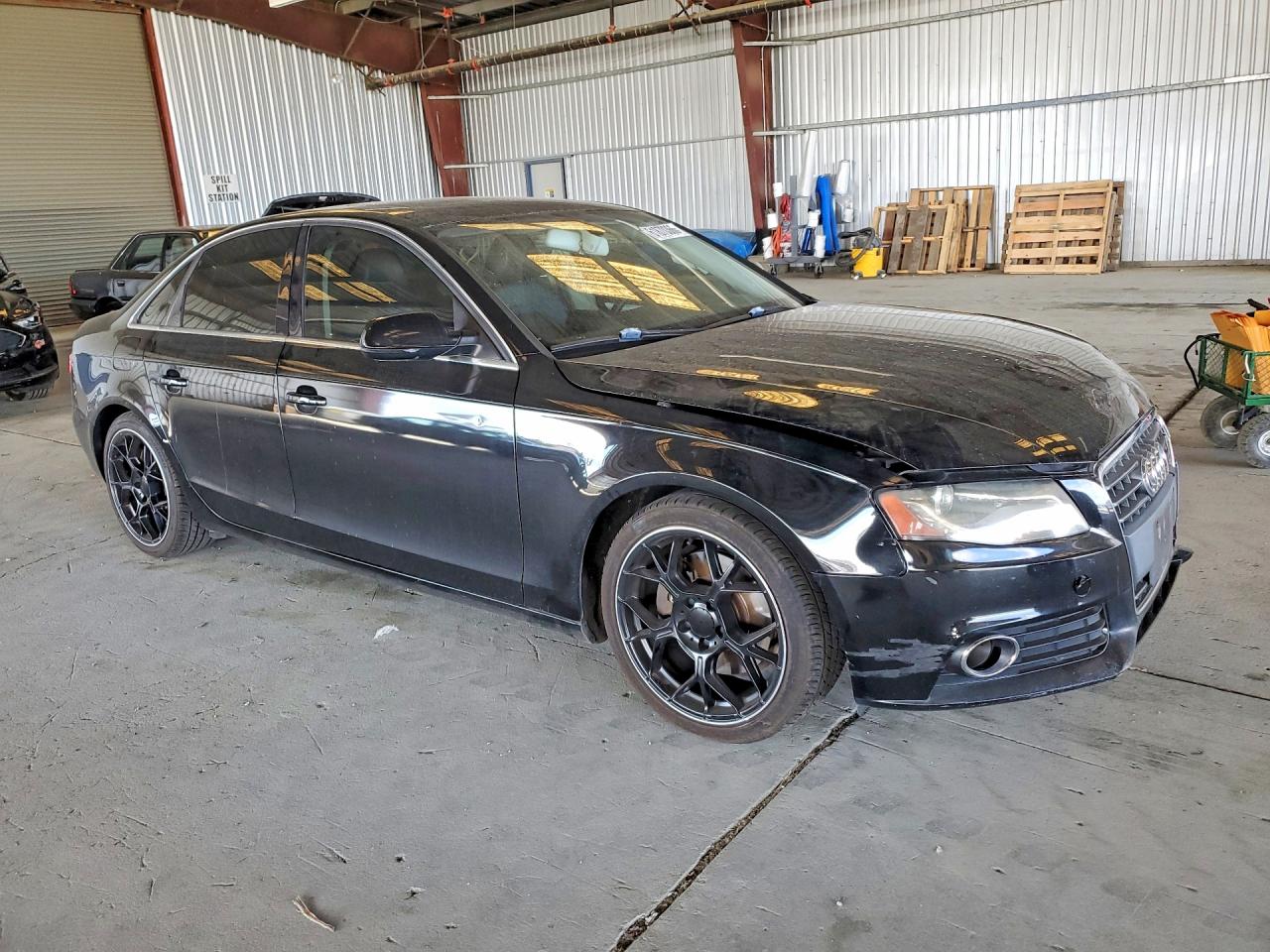 2010 Audi A4 Premium Plus Черный vin: WAUEFAFL4AN003657