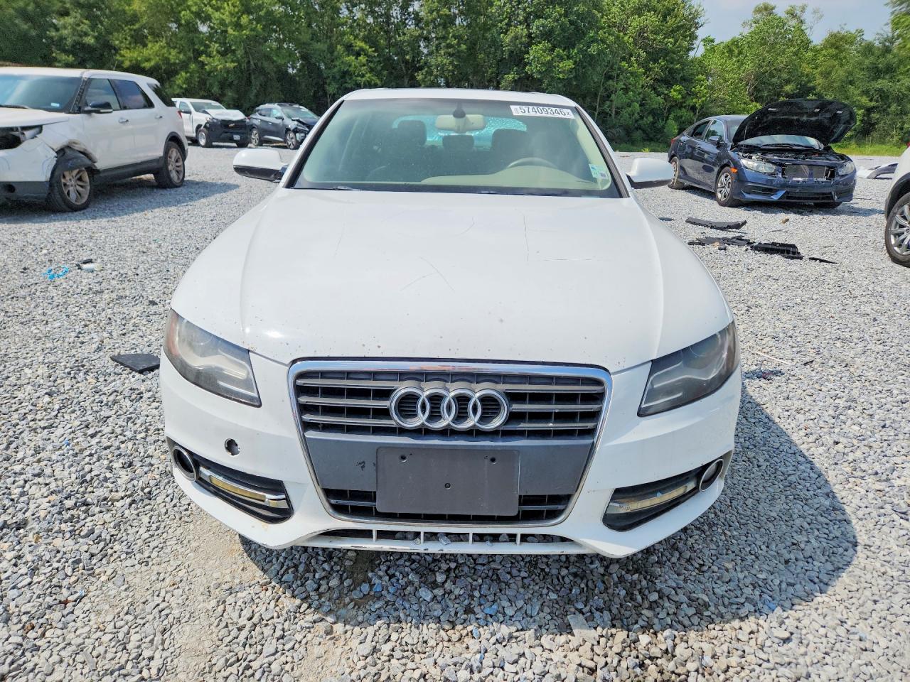 2011 Audi A4 Premium Plus Белый vin: WAUEFAFL4BN056795