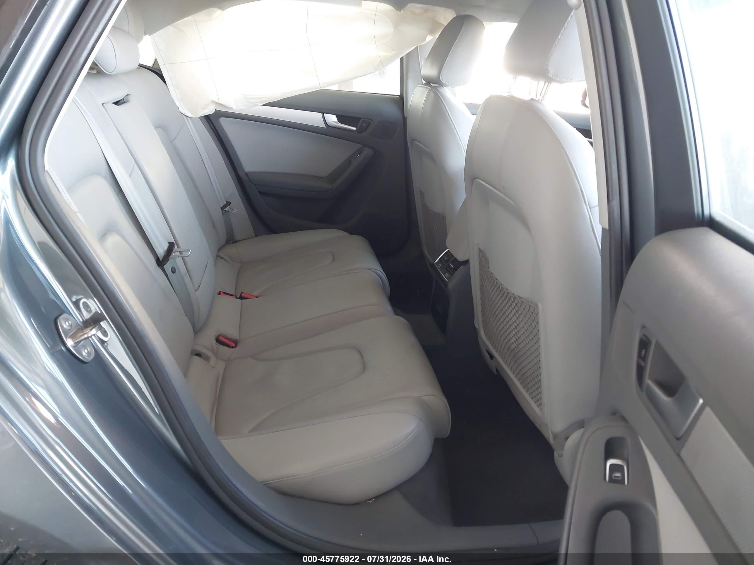 2013 Audi A4 2.0t Premium Gray vin: WAUEFAFL4DN033049
