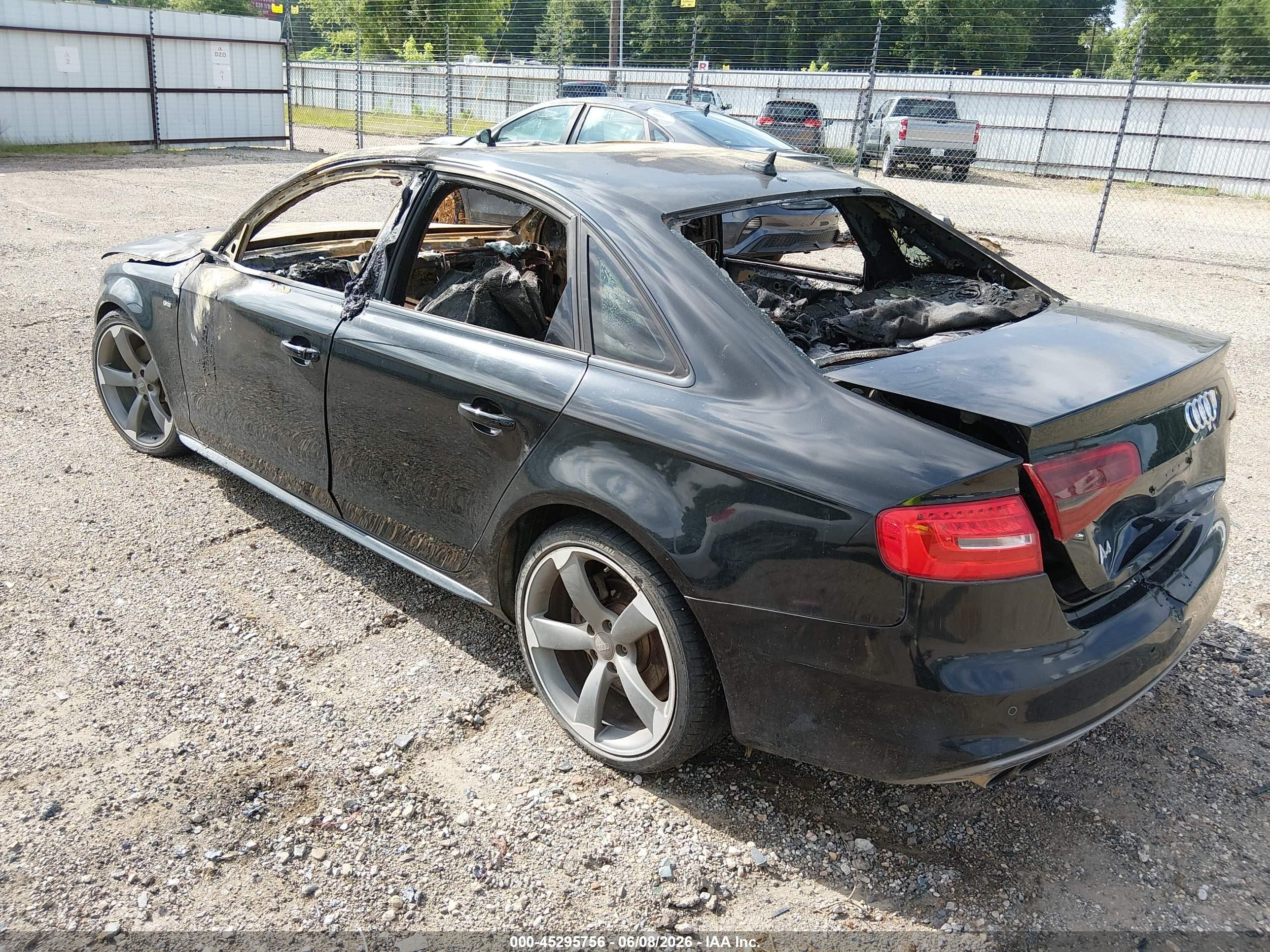 2014 Audi A4 2.0t Premium Черный vin: WAUEFAFL4EN005947