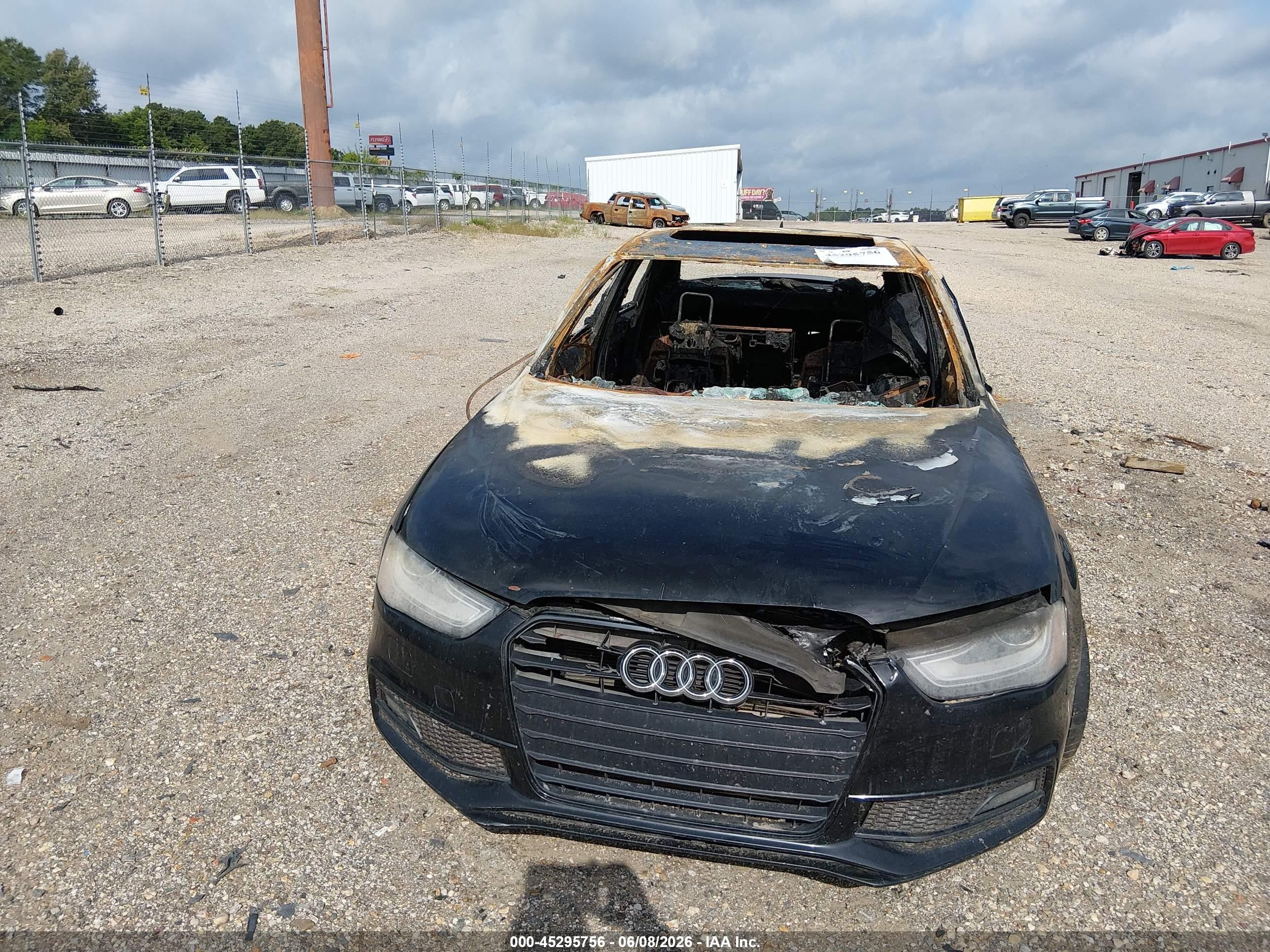 2014 Audi A4 2.0t Premium Черный vin: WAUEFAFL4EN005947