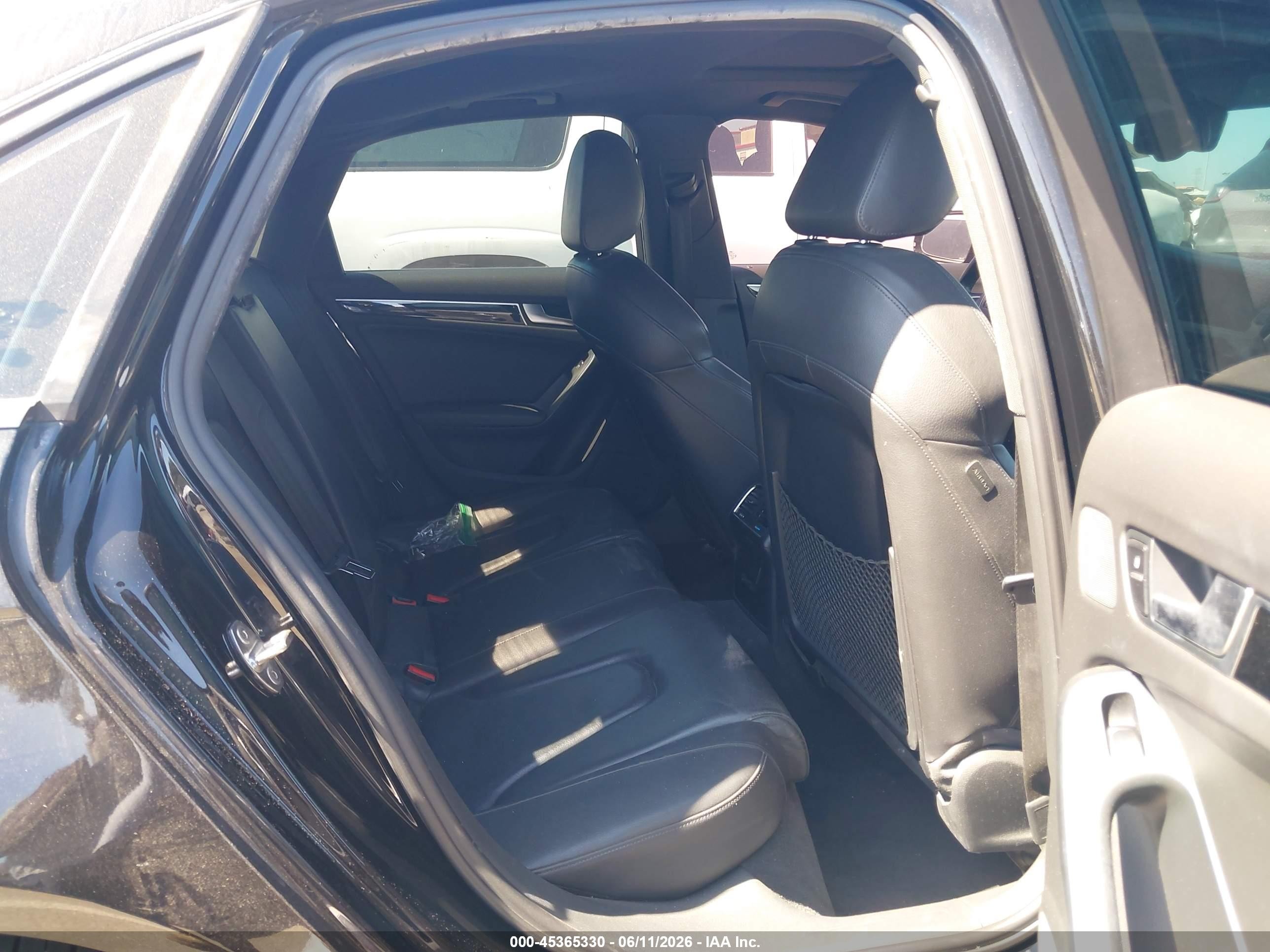 2011 Audi A4 2.0t Premium Black vin: WAUEFAFL5BN030349